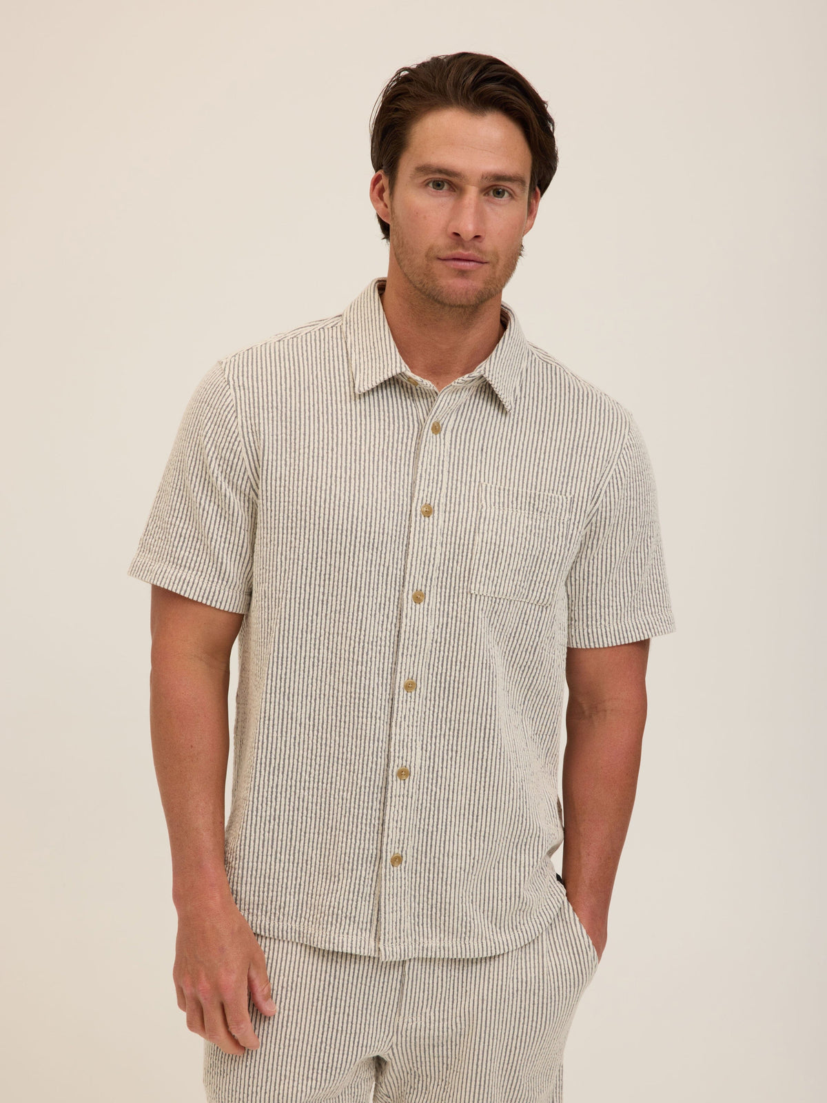 Adam Tonal Stretch Seersucker Button Down Shirt