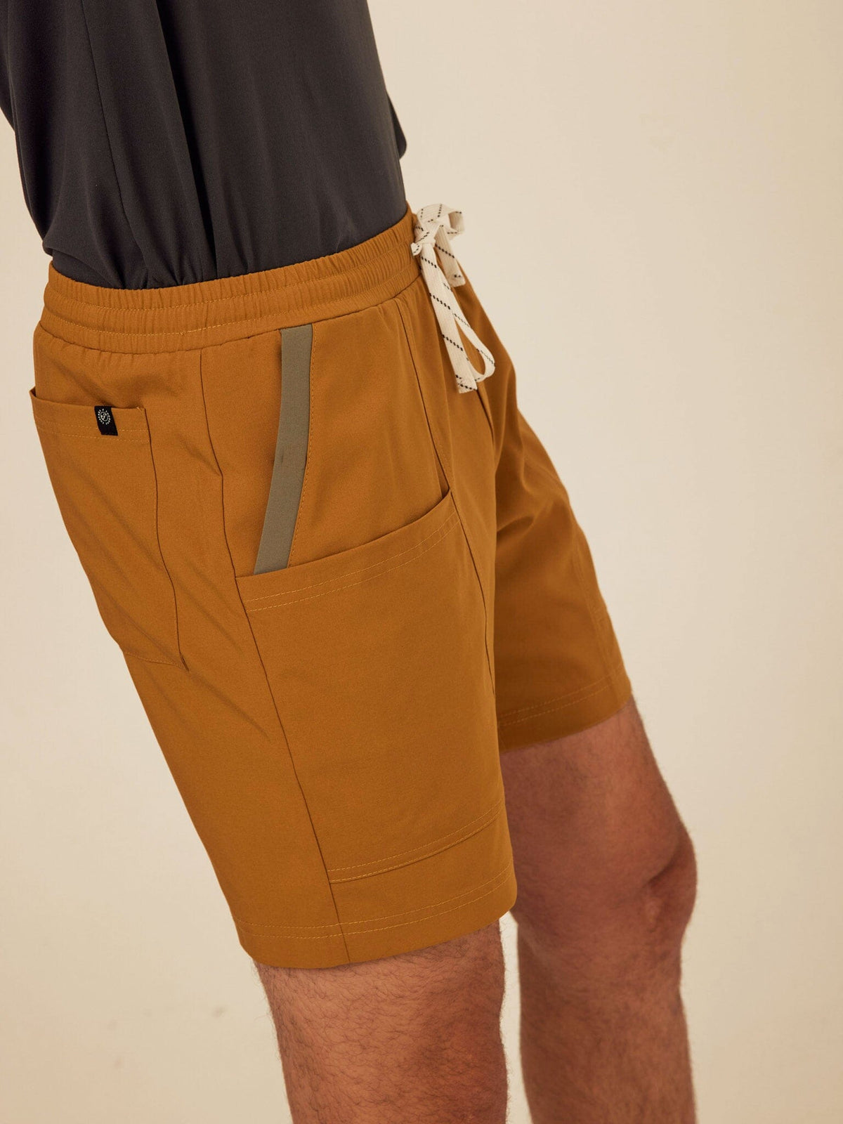 Kai Contrast Pocket Essential Eco Woven Short