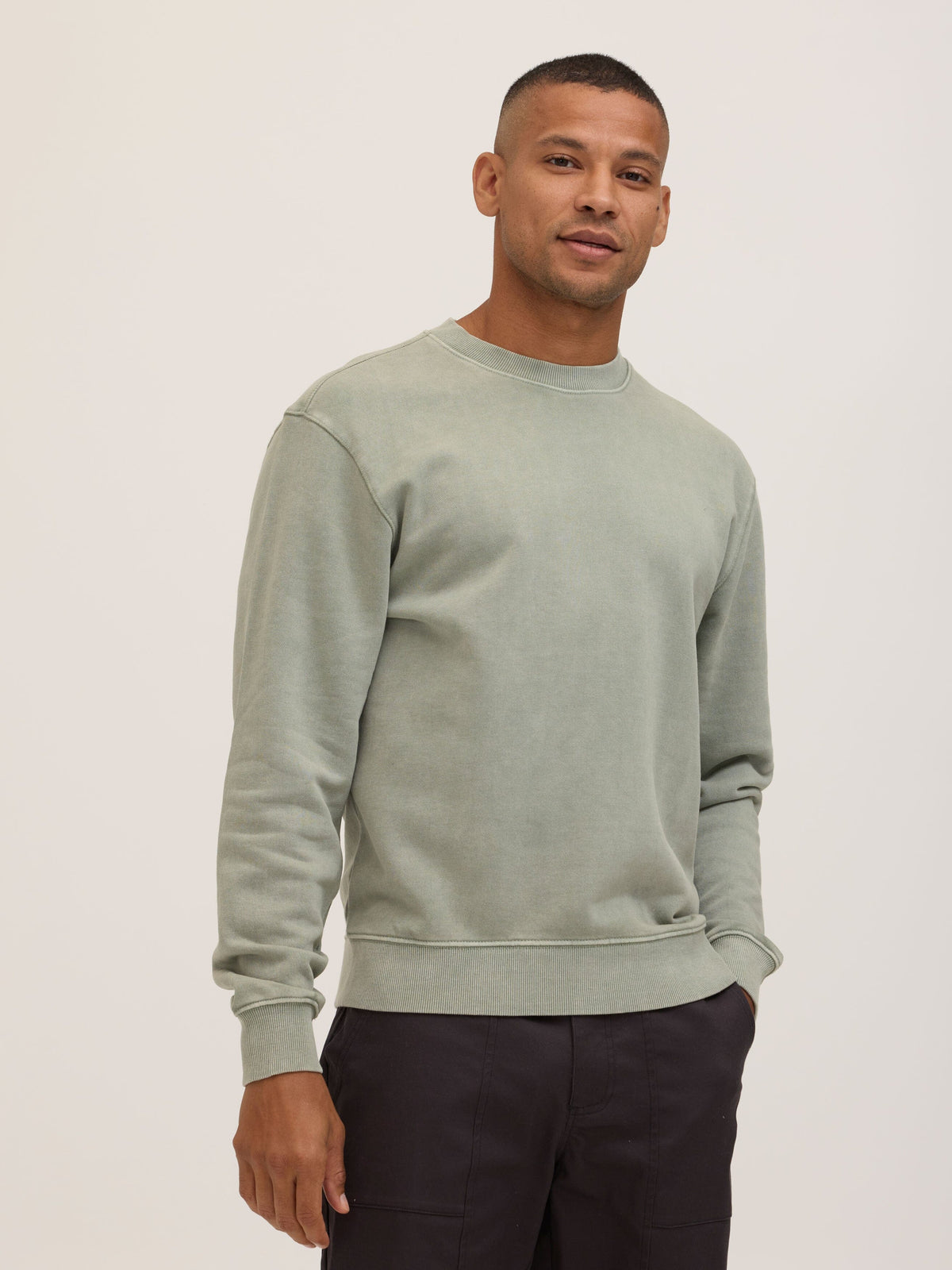 Dallas Mineral Wash Terry Relaxed Crew Pullover