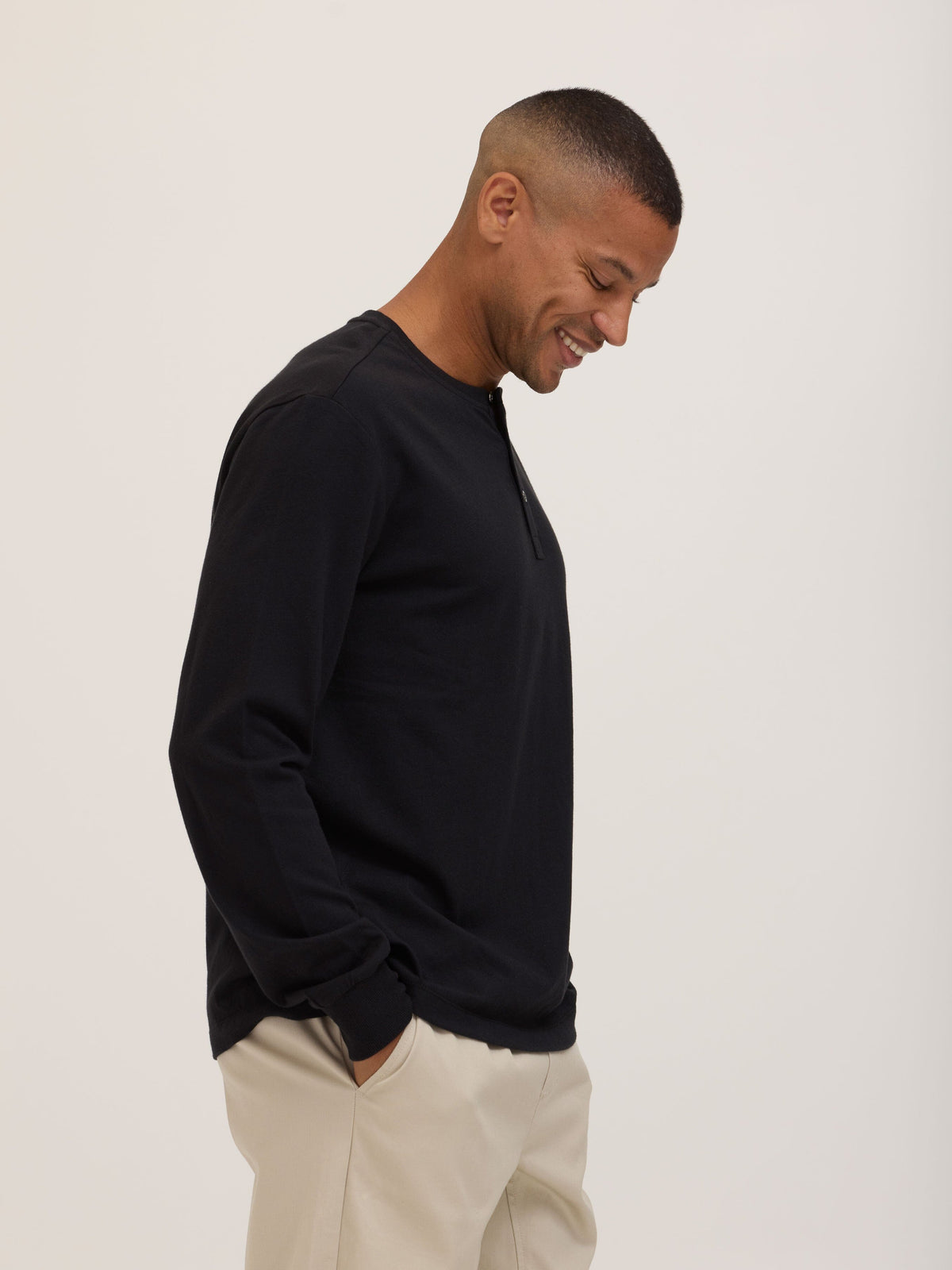 Doug Essential Jersey Long Sleeve 3-Button Henley