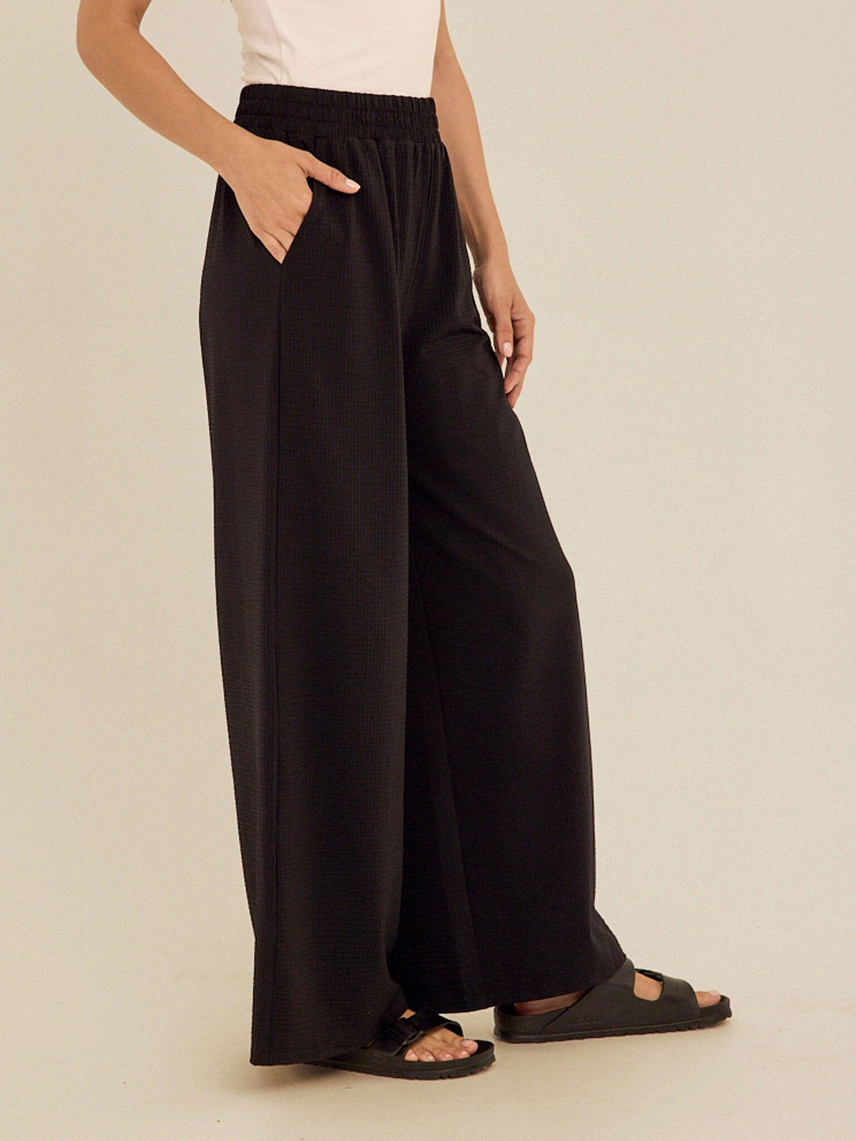 Phaedra Stretch Seersucker Wide Leg Pant