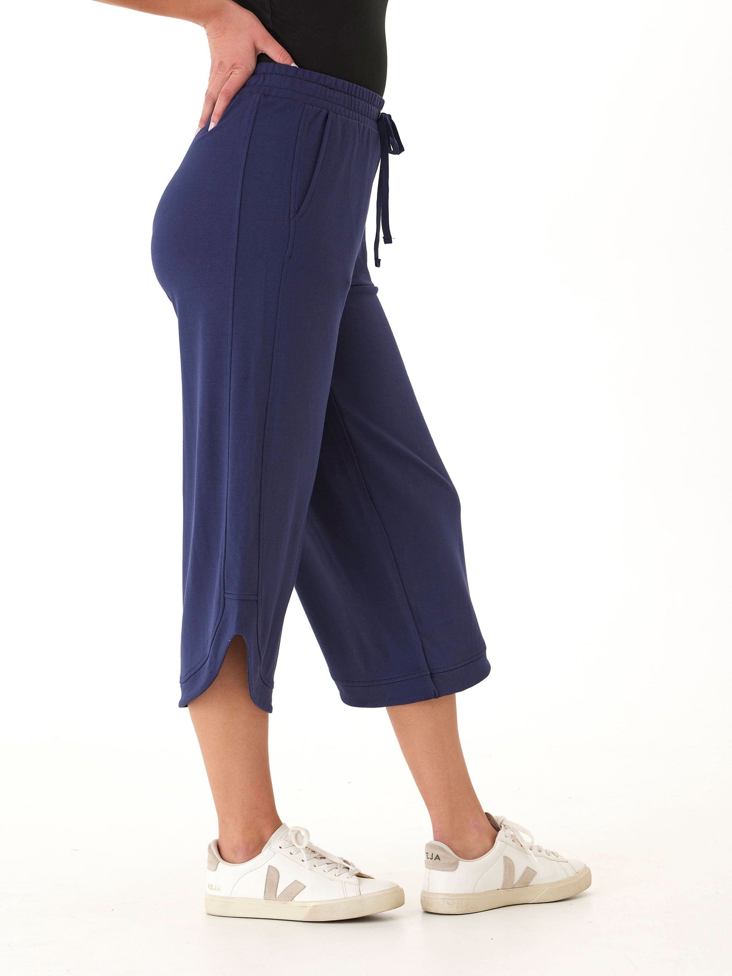 Kellyna Modal Terry Capri Dolphin Pant