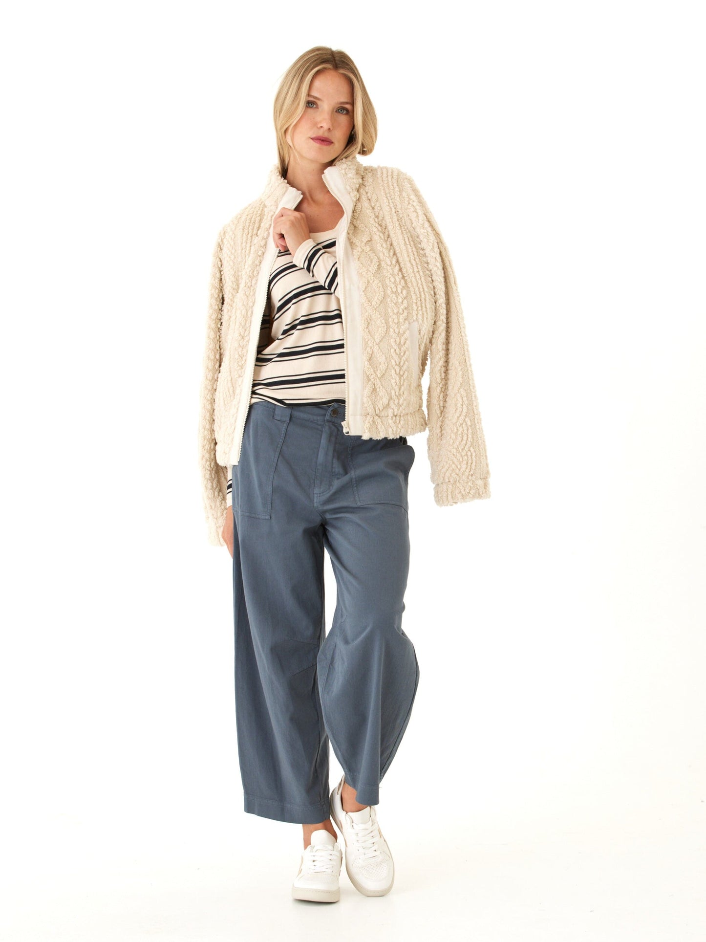 Nimia Feather Rib Puff Shoulder Top