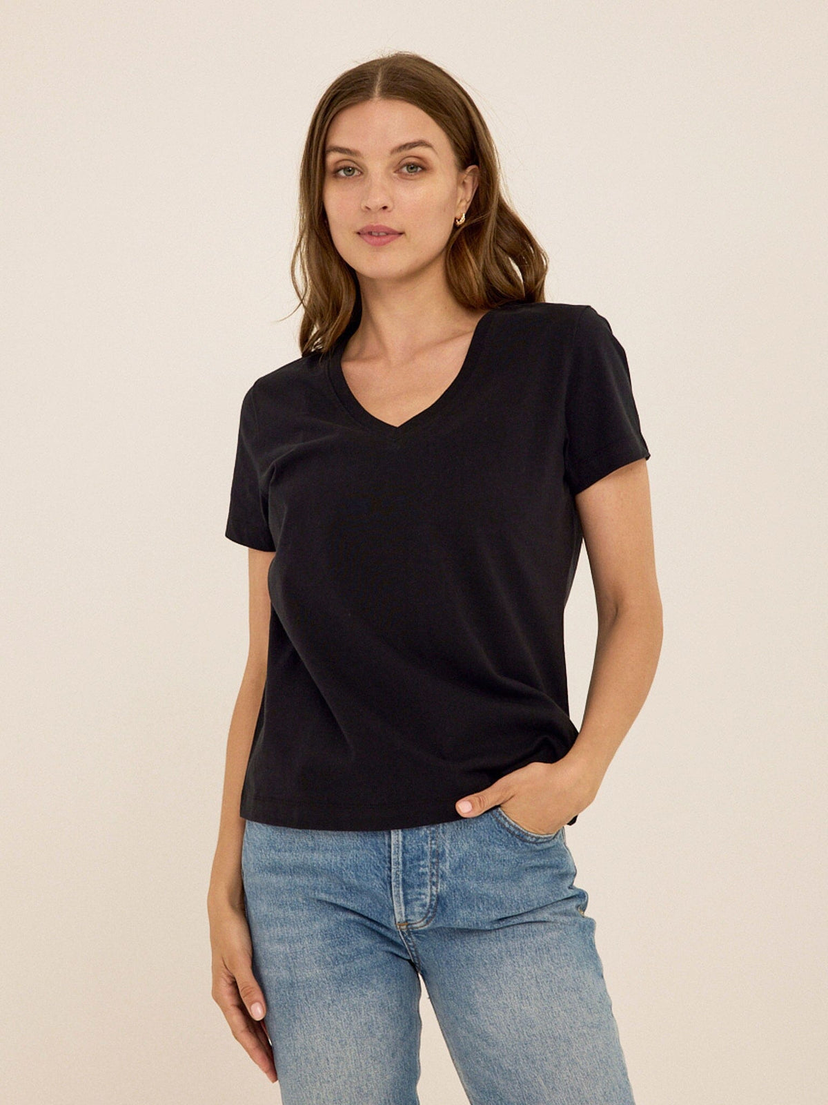 Aria Essential Jersey V-Neck Tee