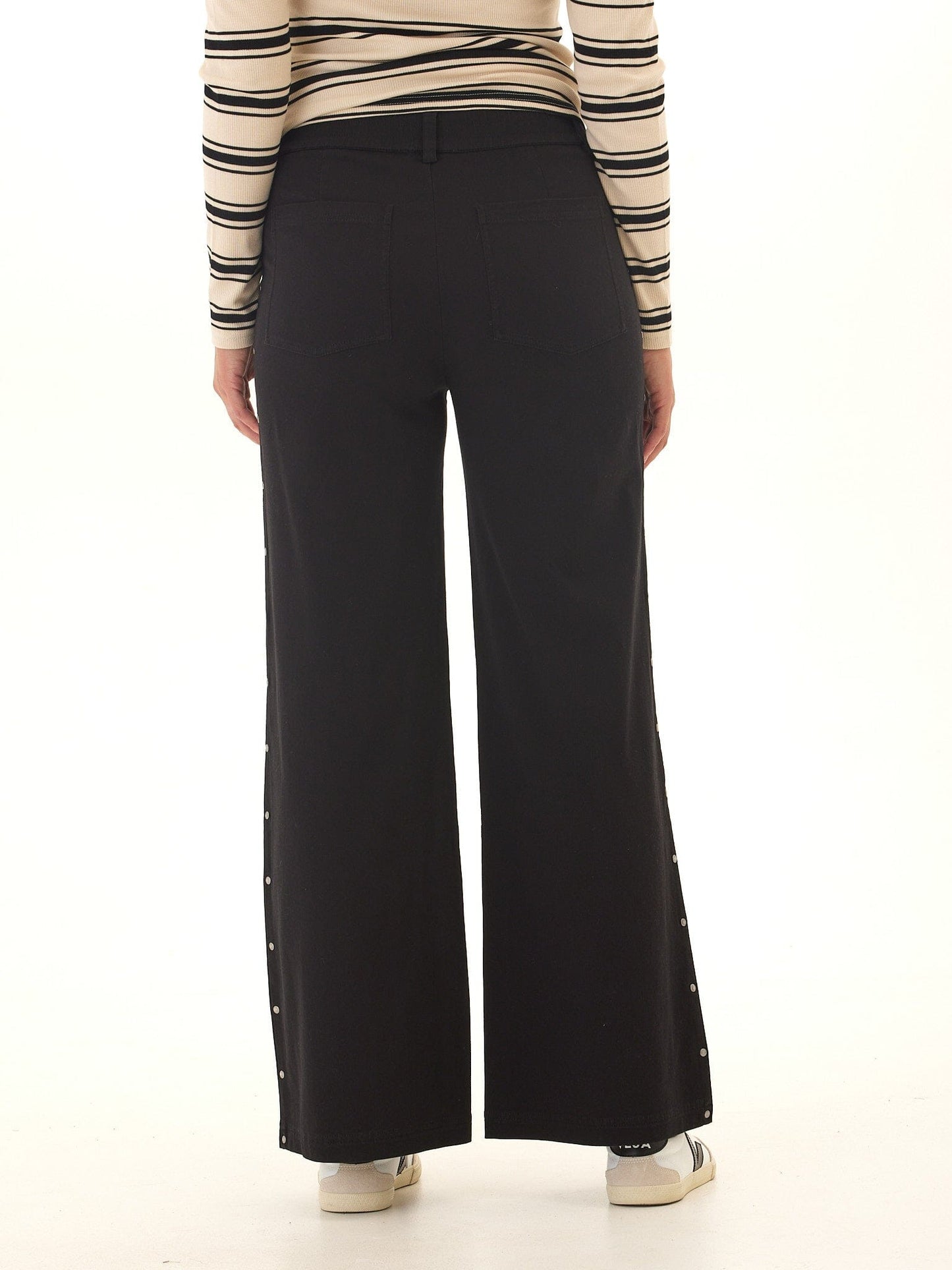 Pamela Rivet Detail Stretch Twill Wide Leg Pant