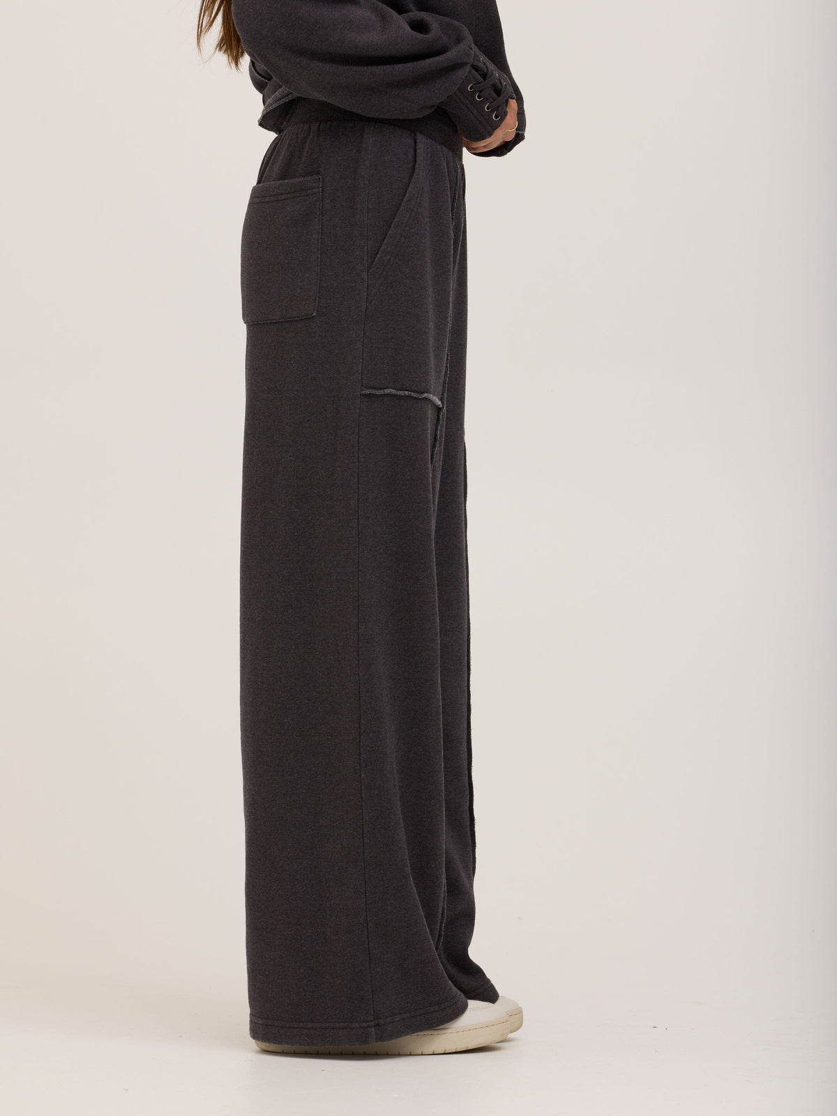 Sigourney Mineral Wash Fleece Wide Leg Pant