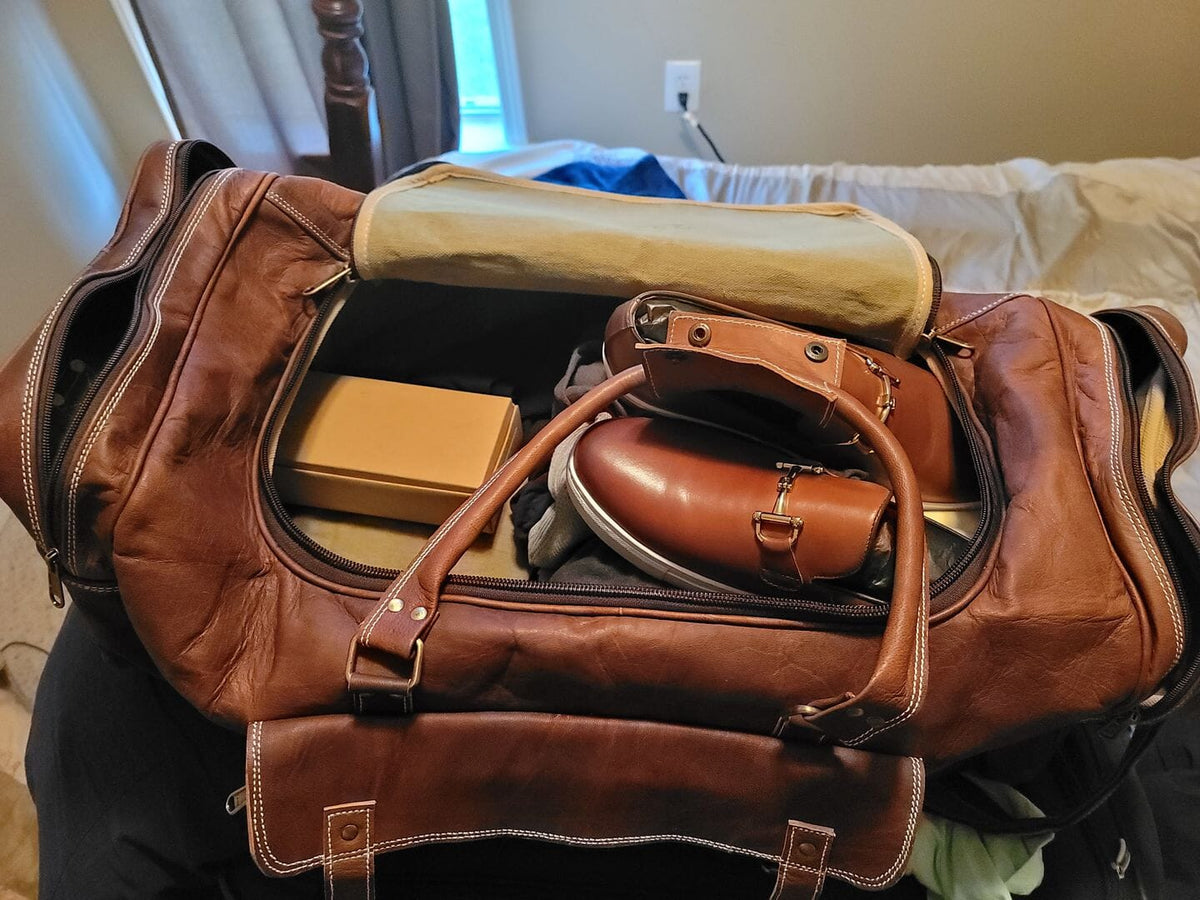 Traveler Weekender Duffle Bag + FREE Toiletry Bag (ZIPIFY) - Osadia Concept Store