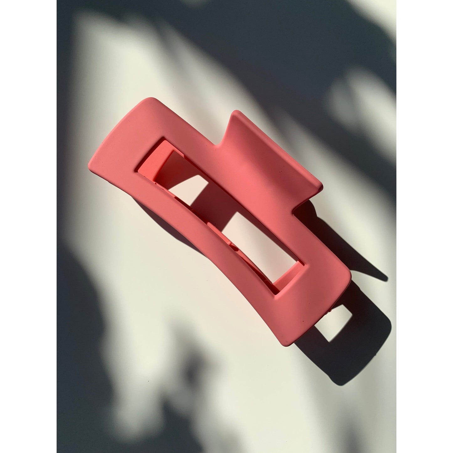 Velvet Claws Hair Clip | The Tilda (Multiple Colors) | Claw Clip in Velvet Travel Bag