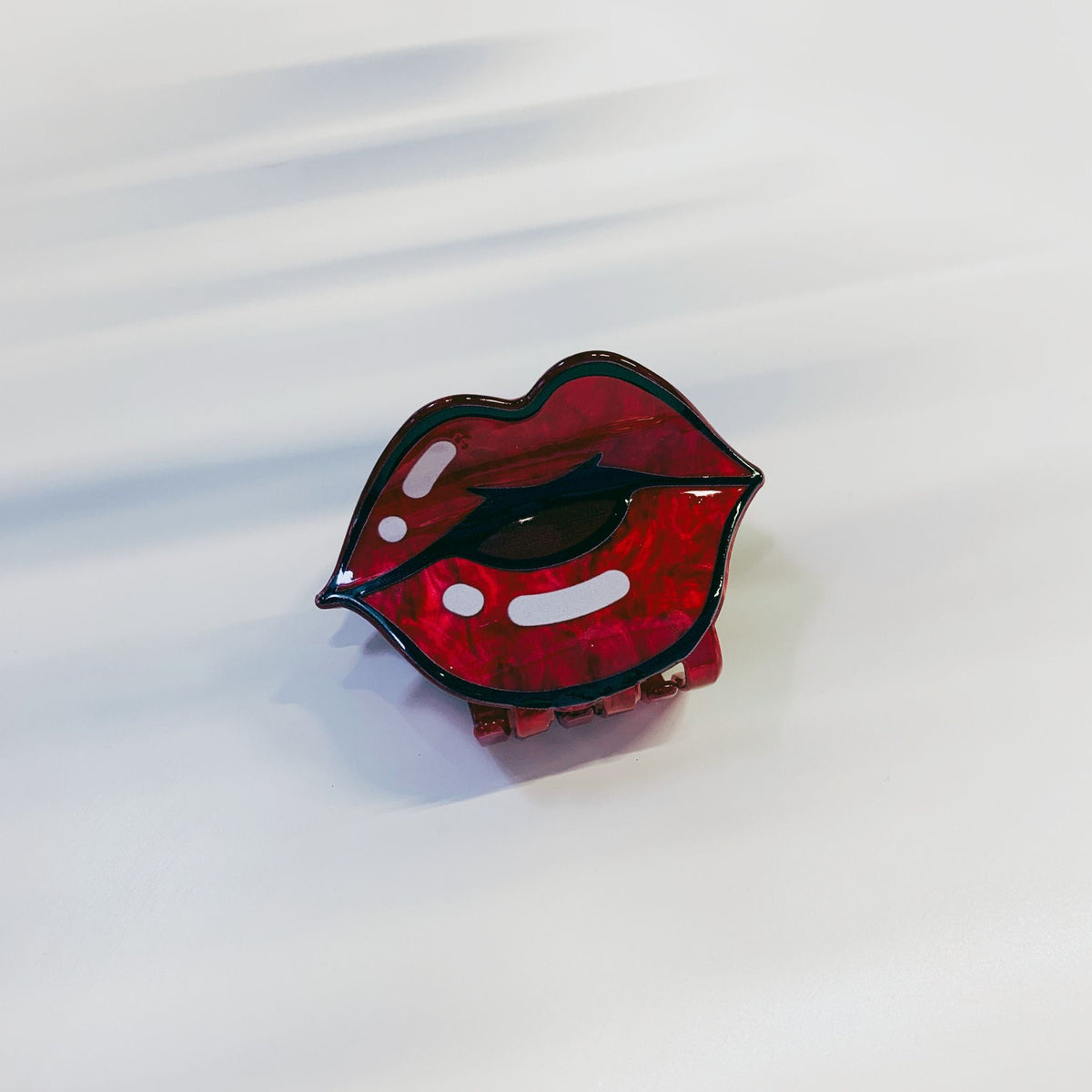Velvet Claws Pop Art Lips Mini Hair Claw