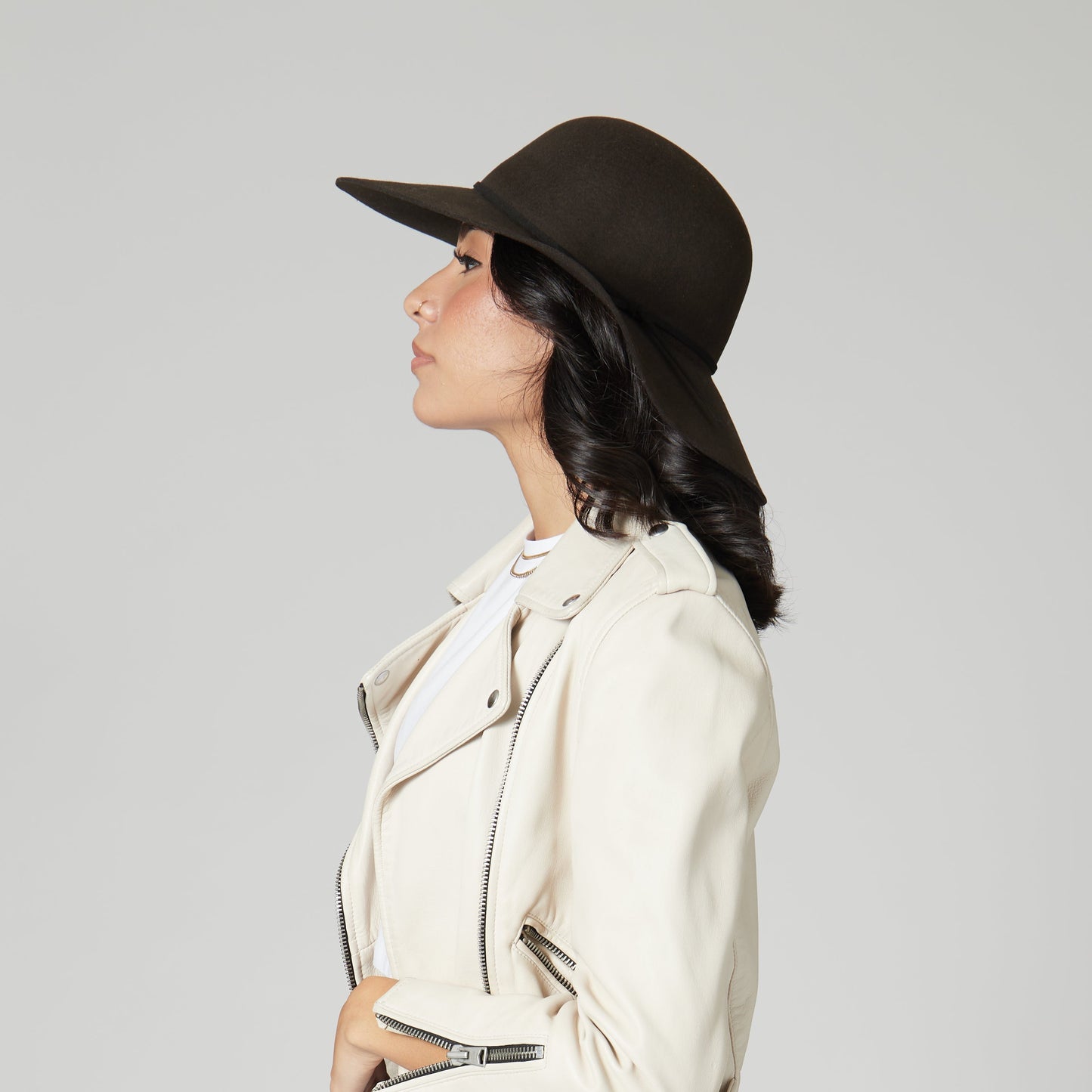 Head West - Women's Floppy With Round Crown And Faux Suede Band