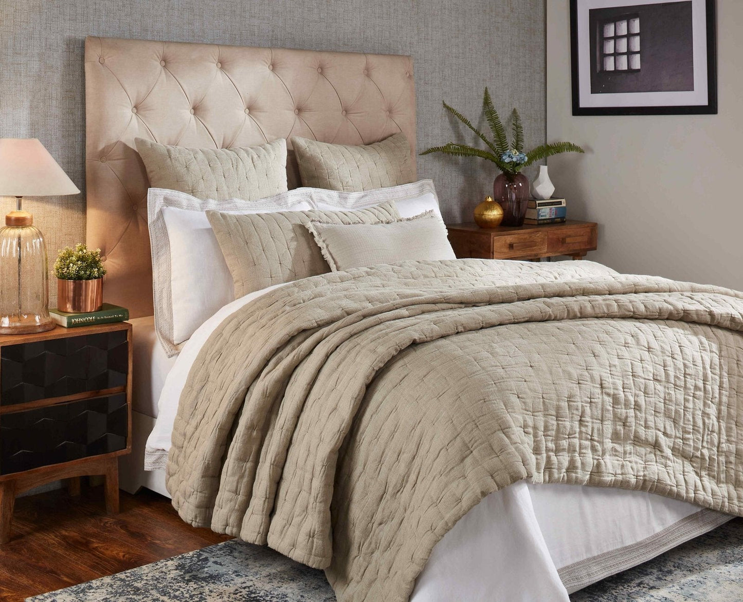 Sophie Hand Pinched Linen Quilt