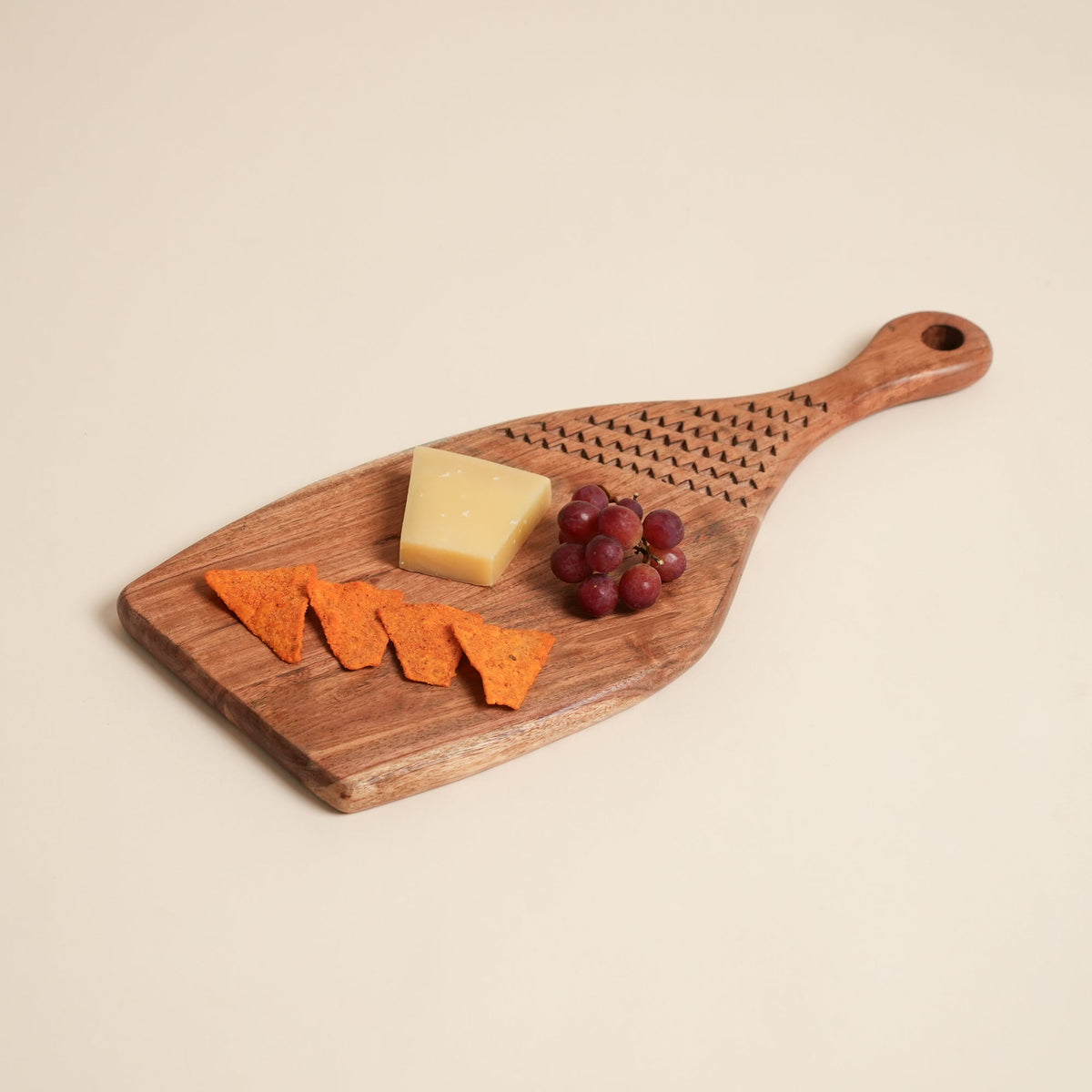 Acacia Wood Handmade Cutting Board with Handle, 7x0.75x16.5"