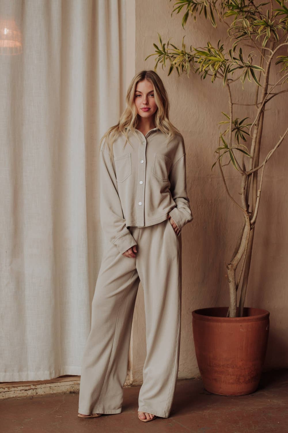 Off Duty Goddess Lounge Pants — Light Gray