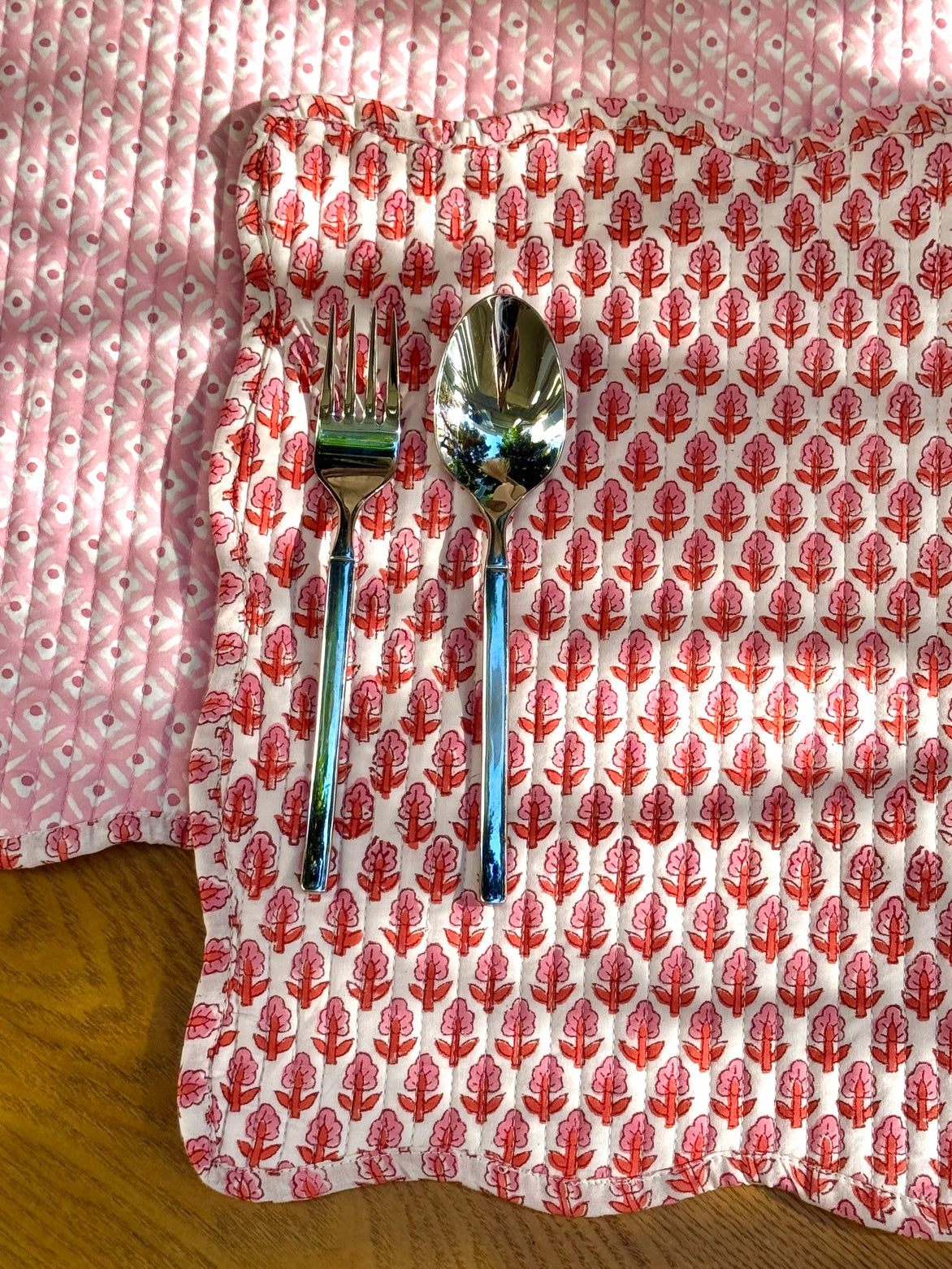 S/2 Bougainvillea Block Print Quilted Reversible Placemats