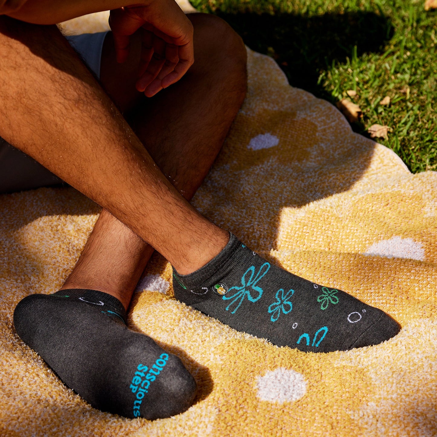 Spongebob Socks that Protect Oceans - Osadia Concept Store
