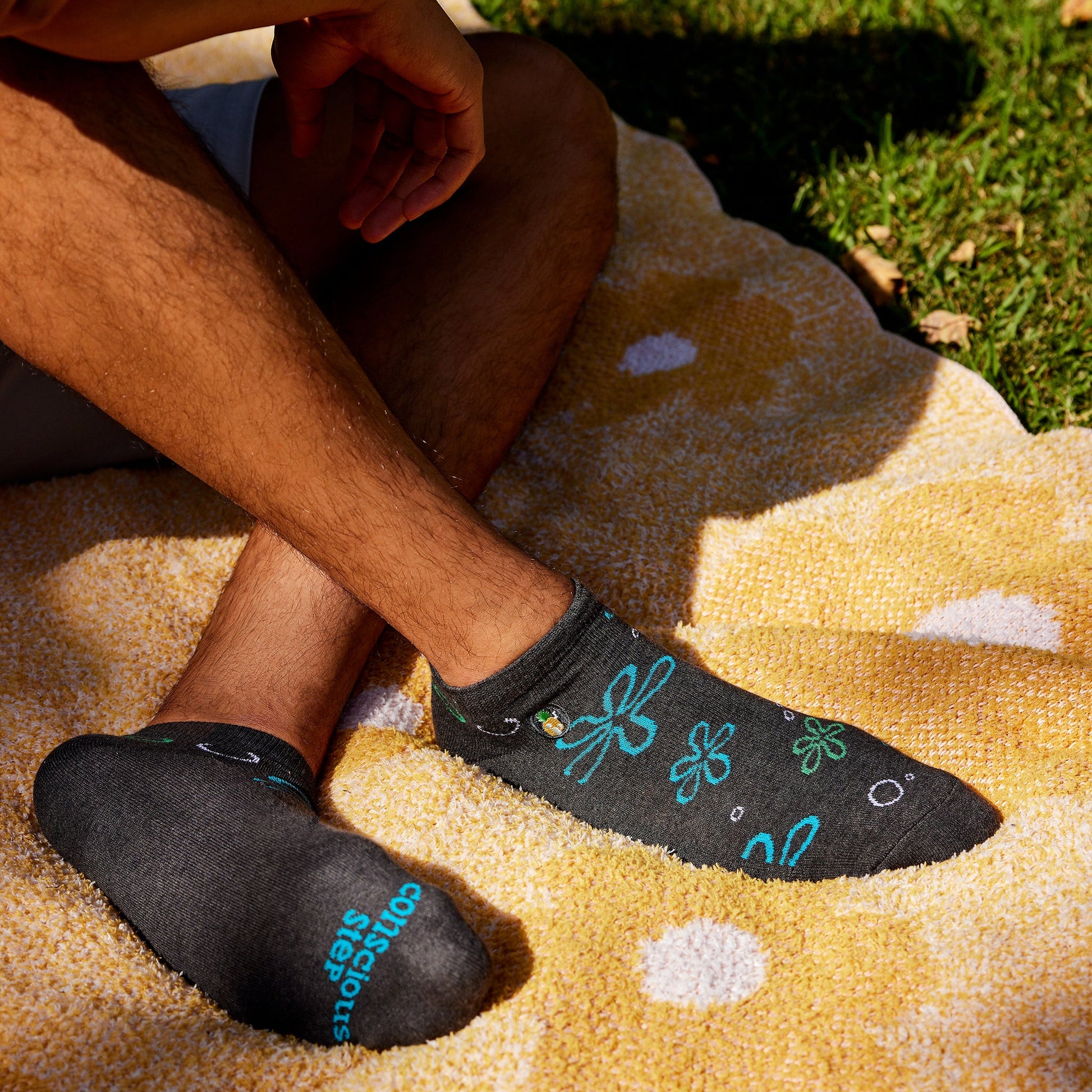 Spongebob Socks that Protect Oceans - Osadia Concept Store