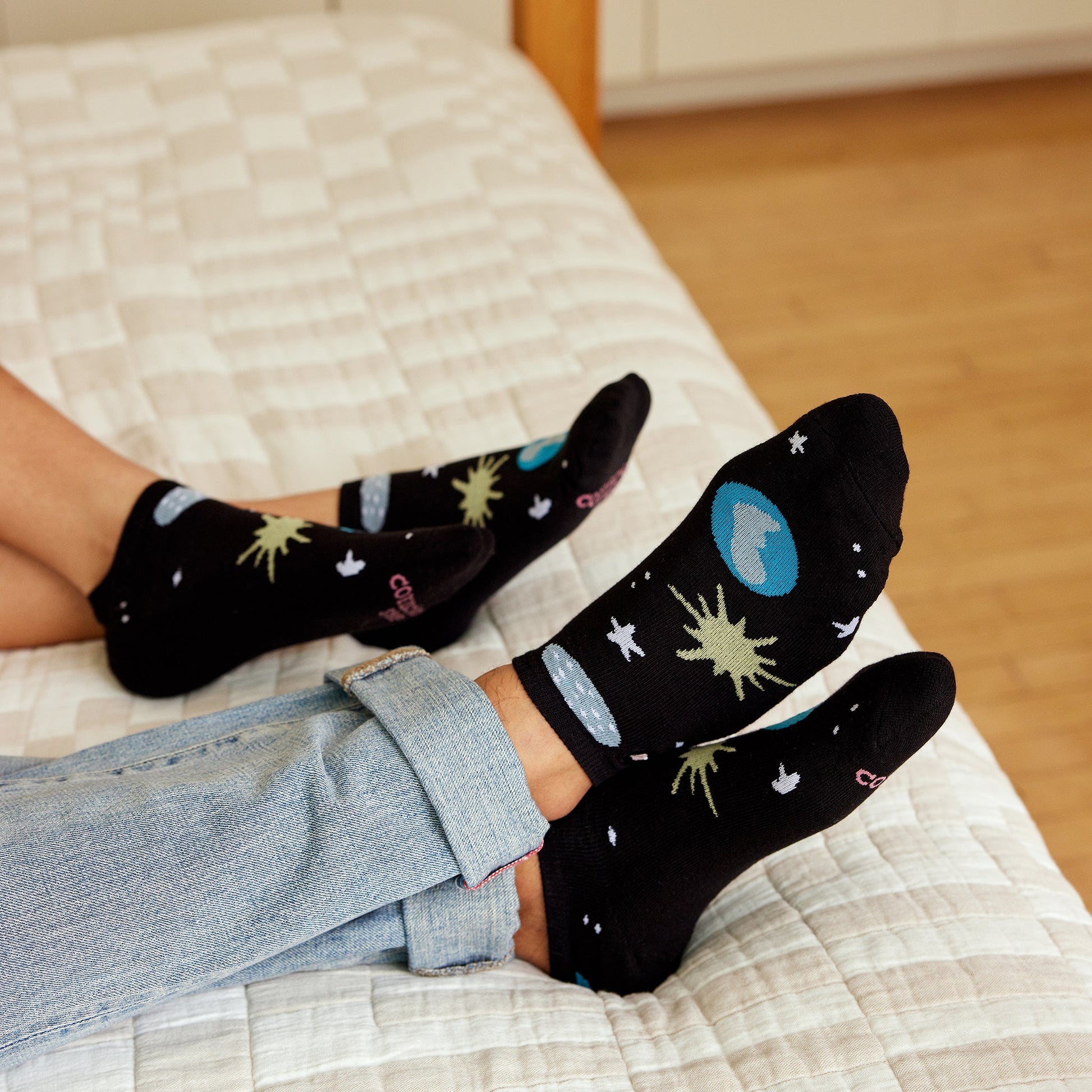Socks that Support Space Exploration - Osadia Concept Store