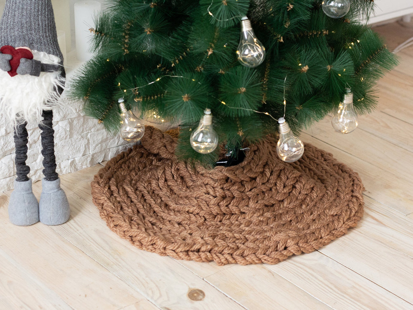 Beige Chunky-Knitted Christmas Tree Skirt | US Stock