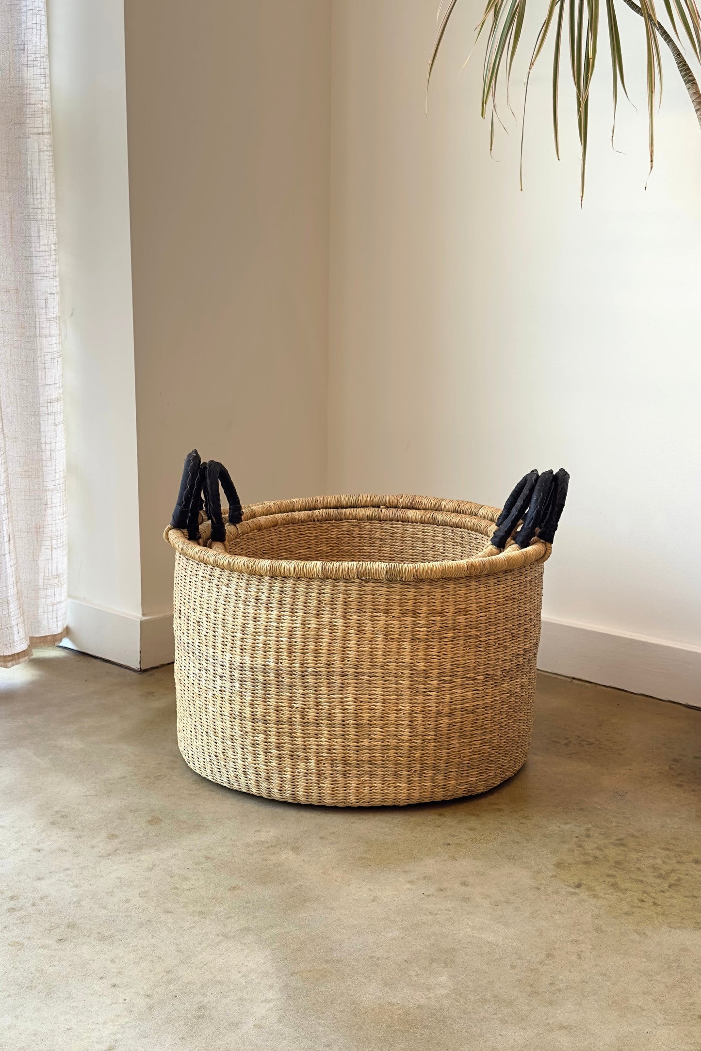 S/3 Handwoven Short Hampers with Leather Handles - Natural