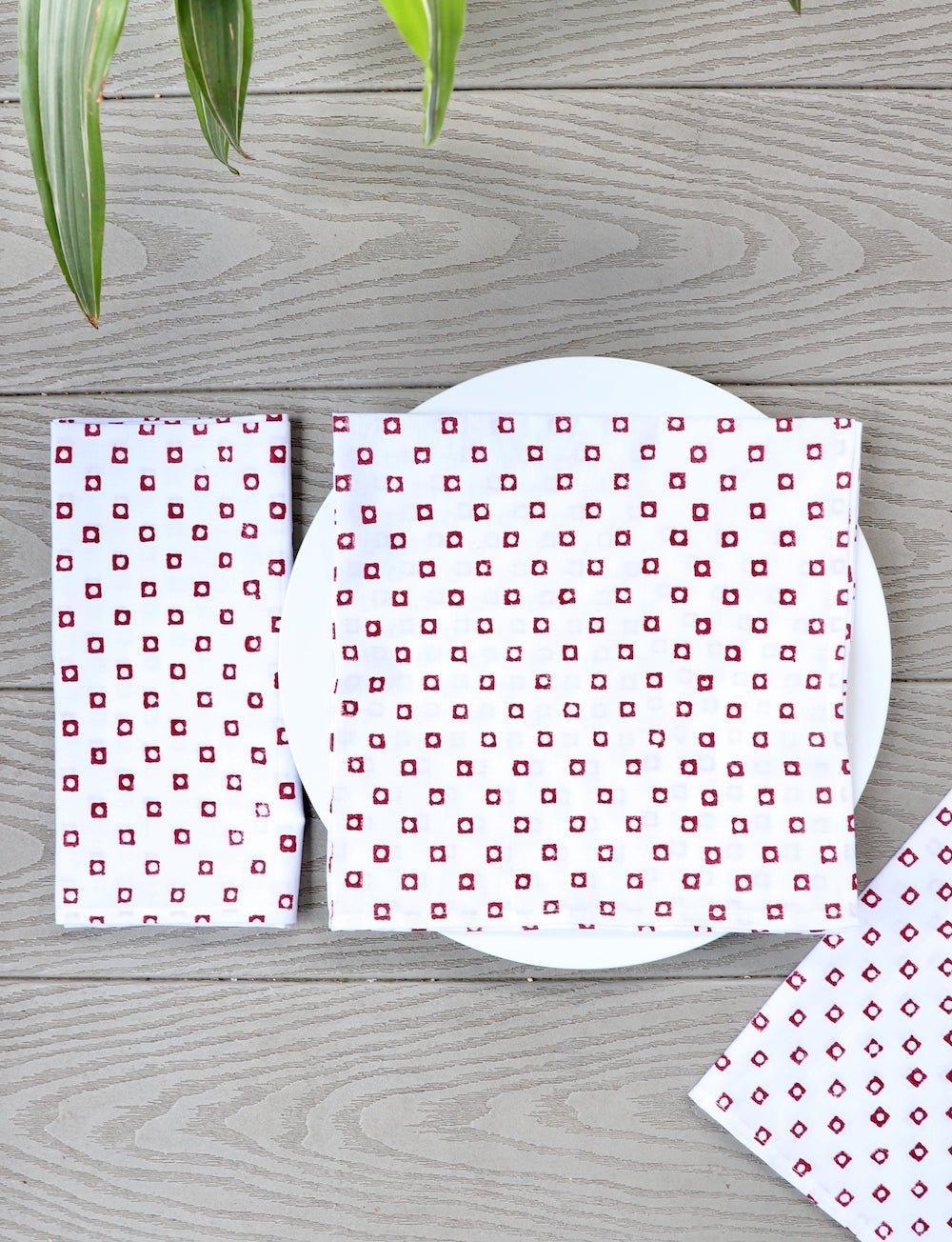 S/4 Cloth Napkins - Red Squares