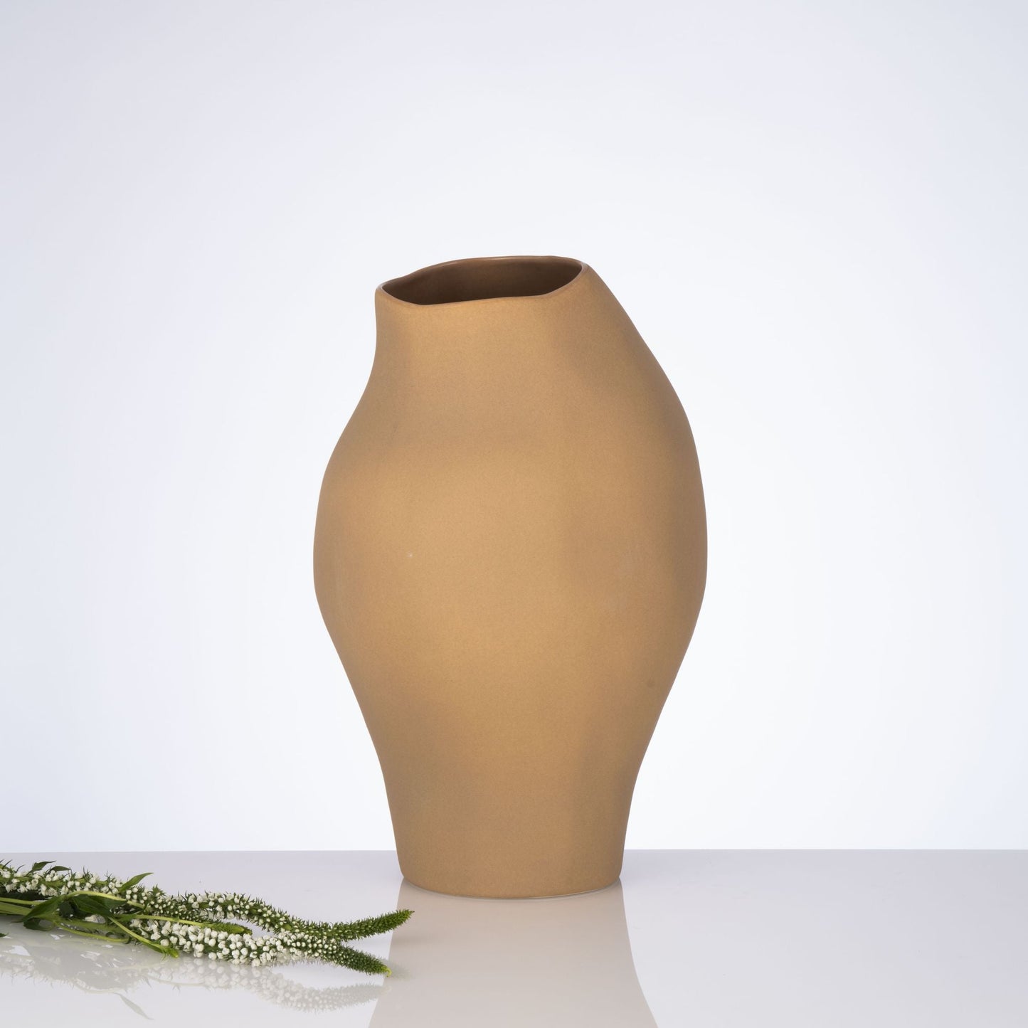 Mosco Light Brown Vase