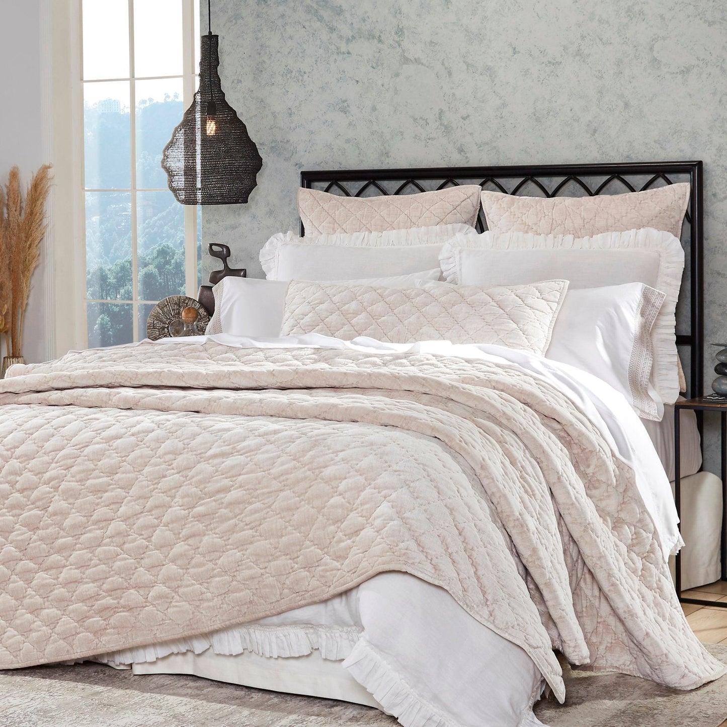 Clermont Diamond Velvet Quilt