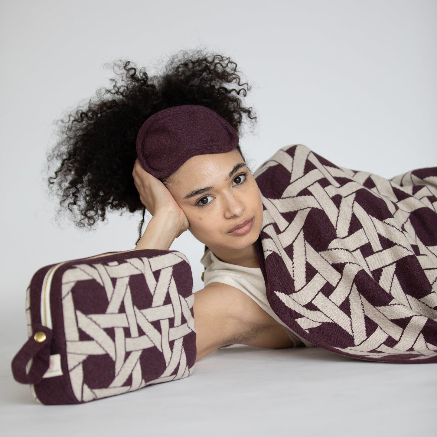 Riti Organic Cotton Travel Blanket and Eye Mask Set