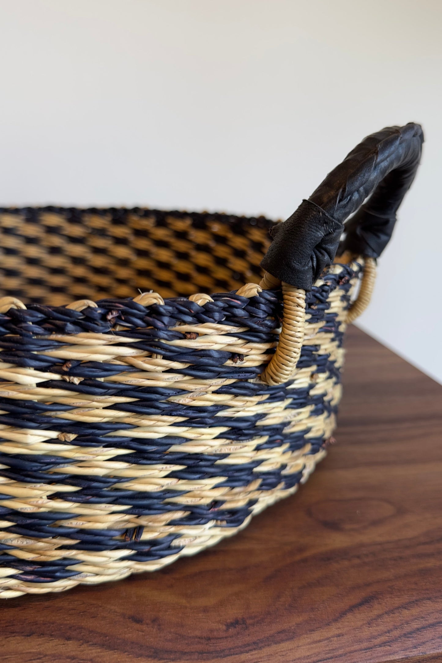 Tray Basket in Natural w/ Black Checks