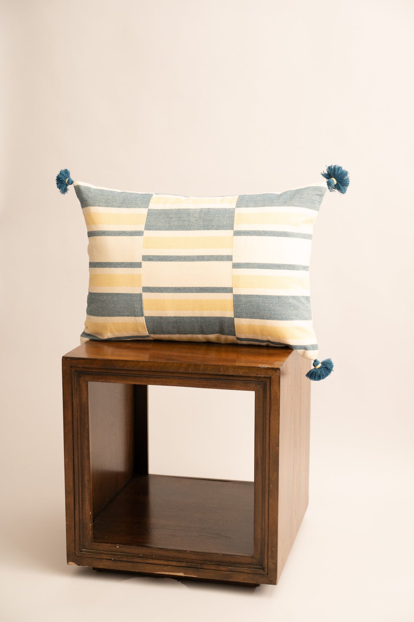 Jodha Handloom Pillow Cover 14"x20"