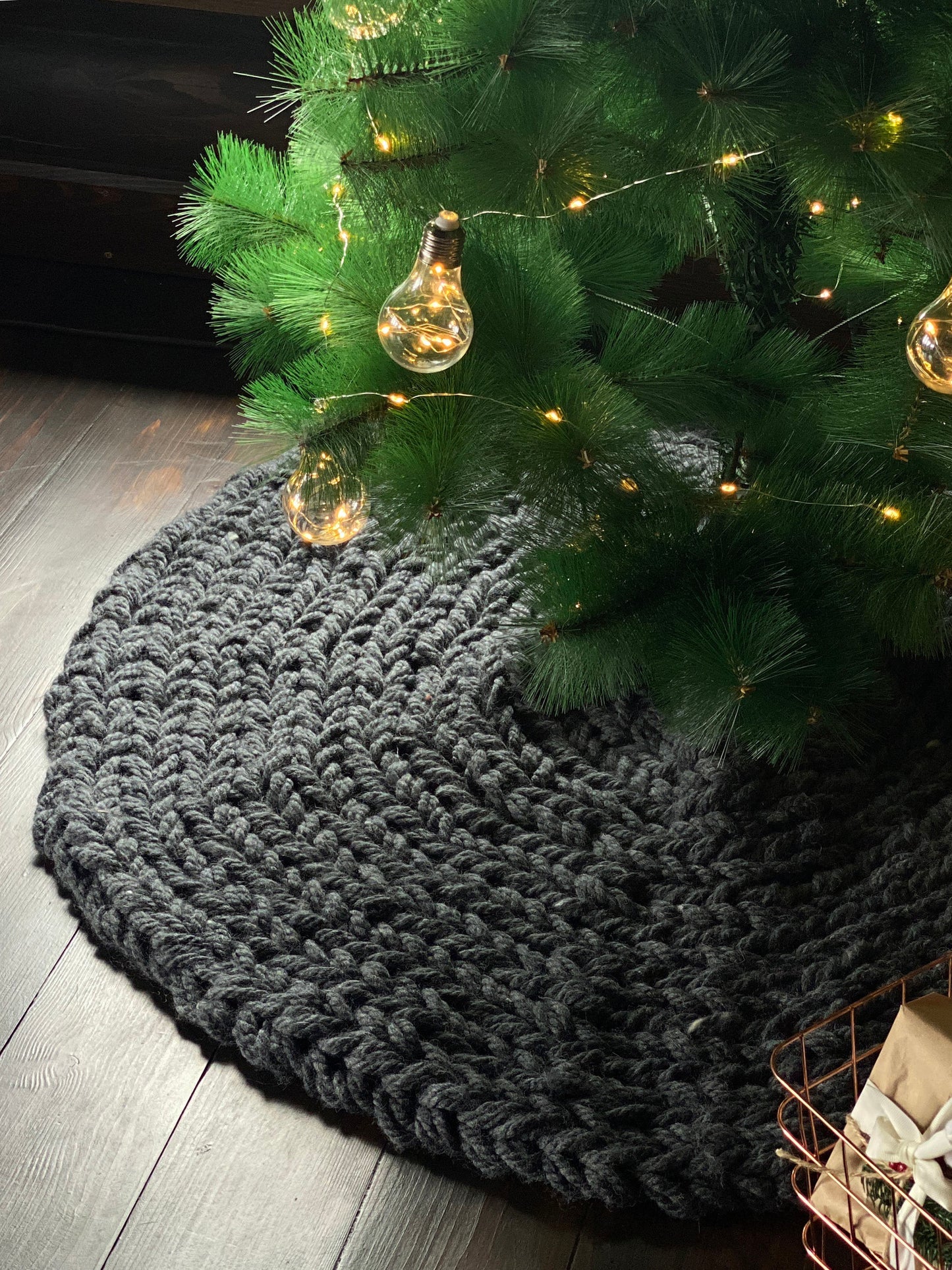 Black Chunky-Knitted Christmas Tree Skirt | US Stock