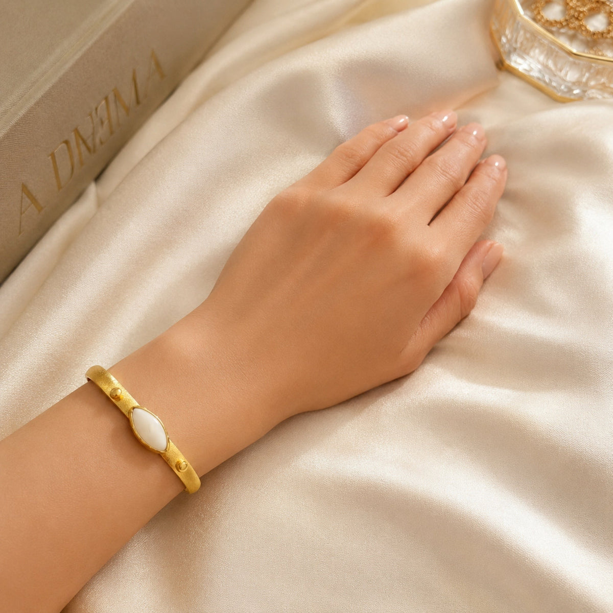 Zeynab Mother of Pearl Cuff Bracelet