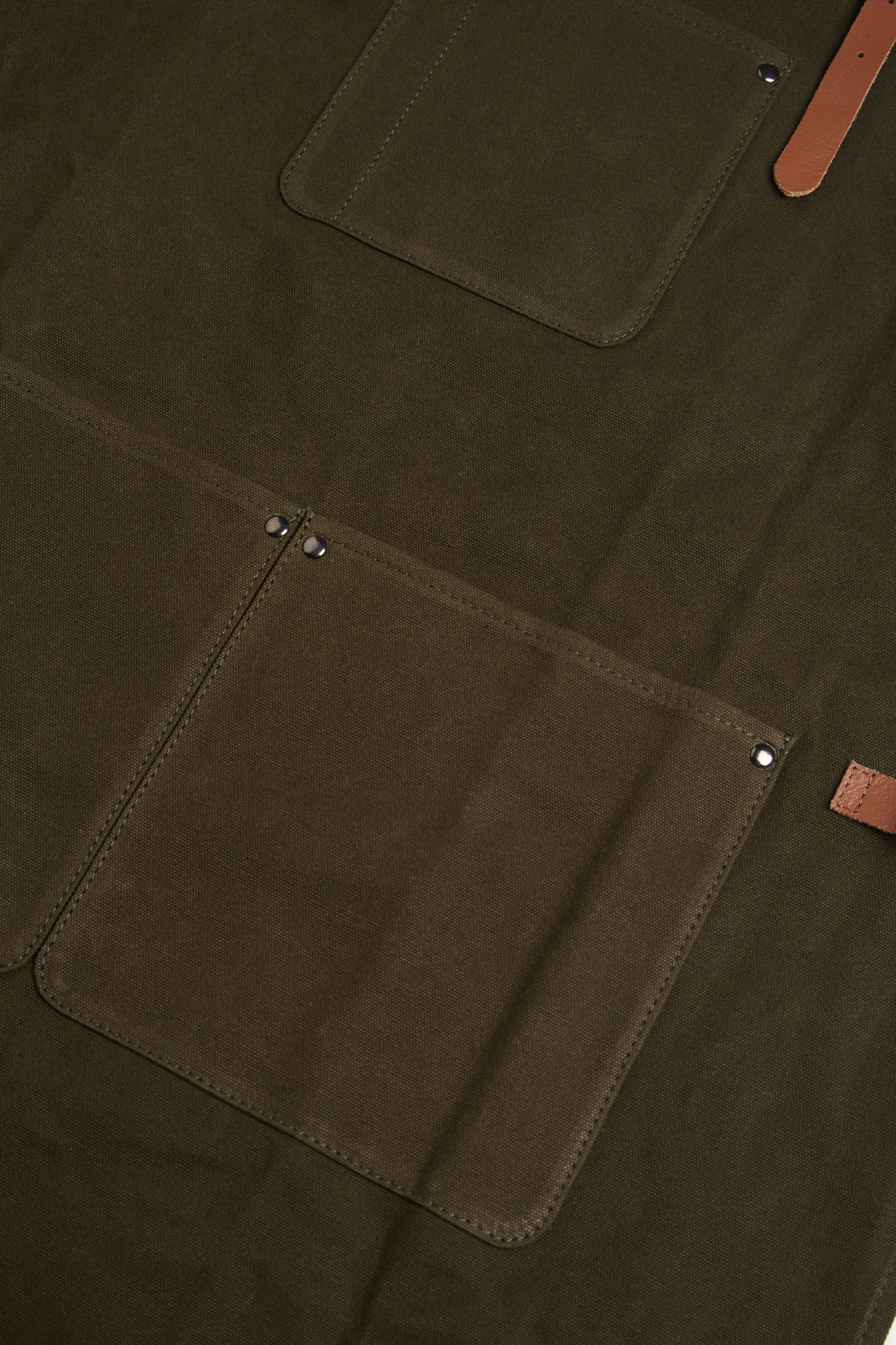 Waxed Canvas Work Apron with Leather Straps & Utility Pockets
