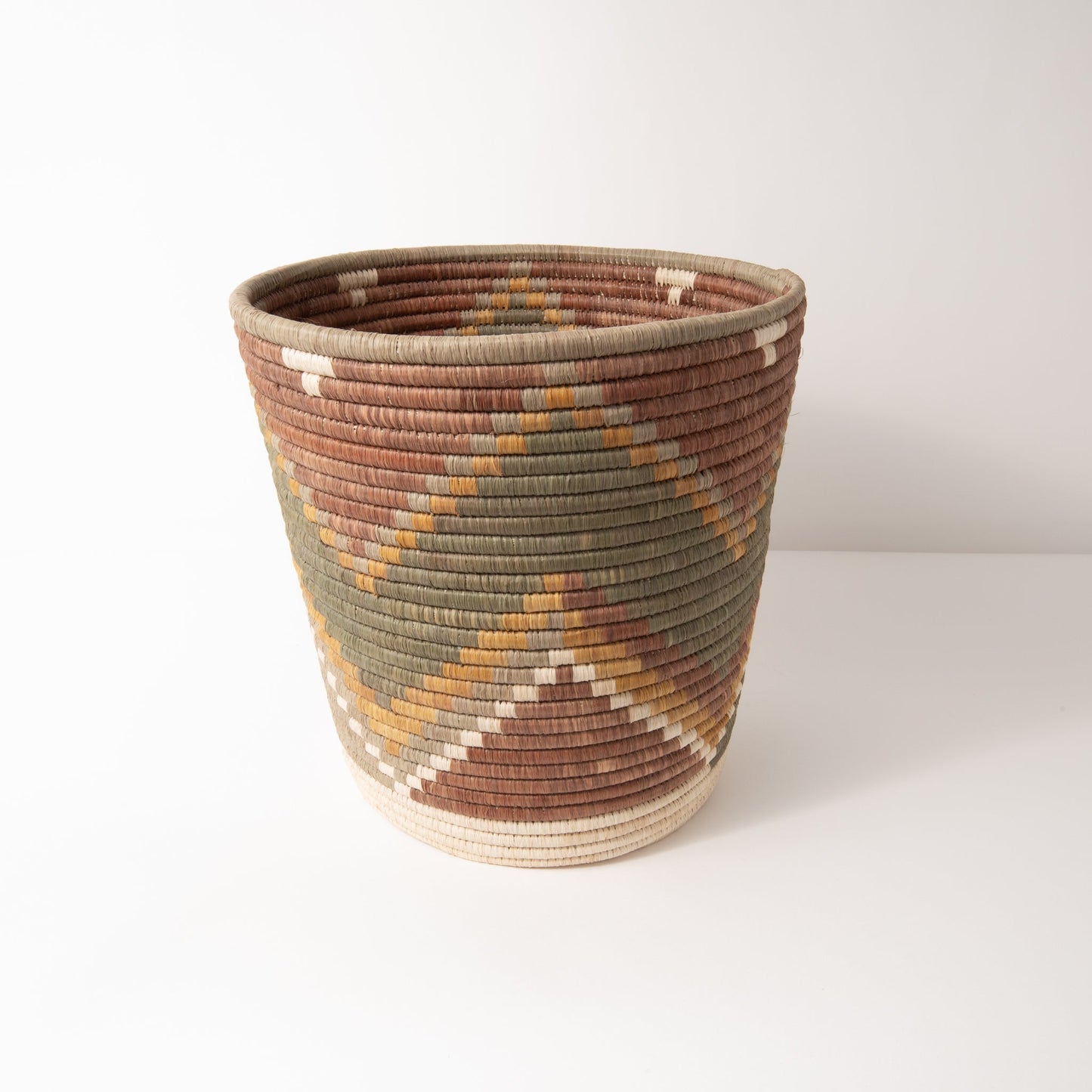 Wide Zig Zag Bucket Basket ~ Elevate Collection