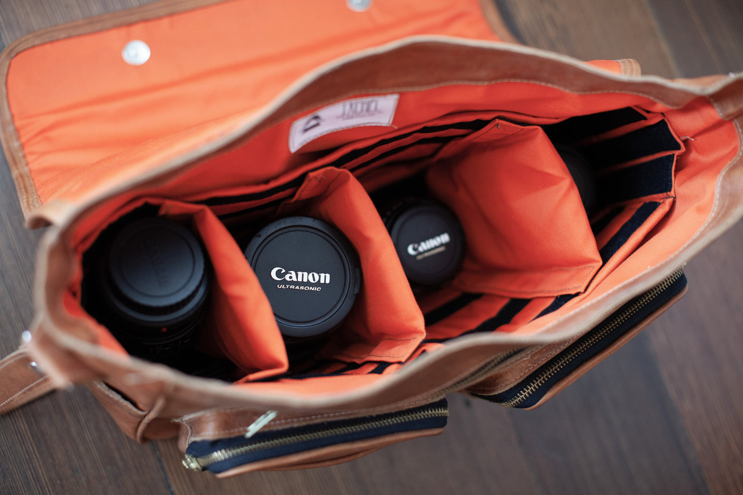 K'at Camera Bag - Tan