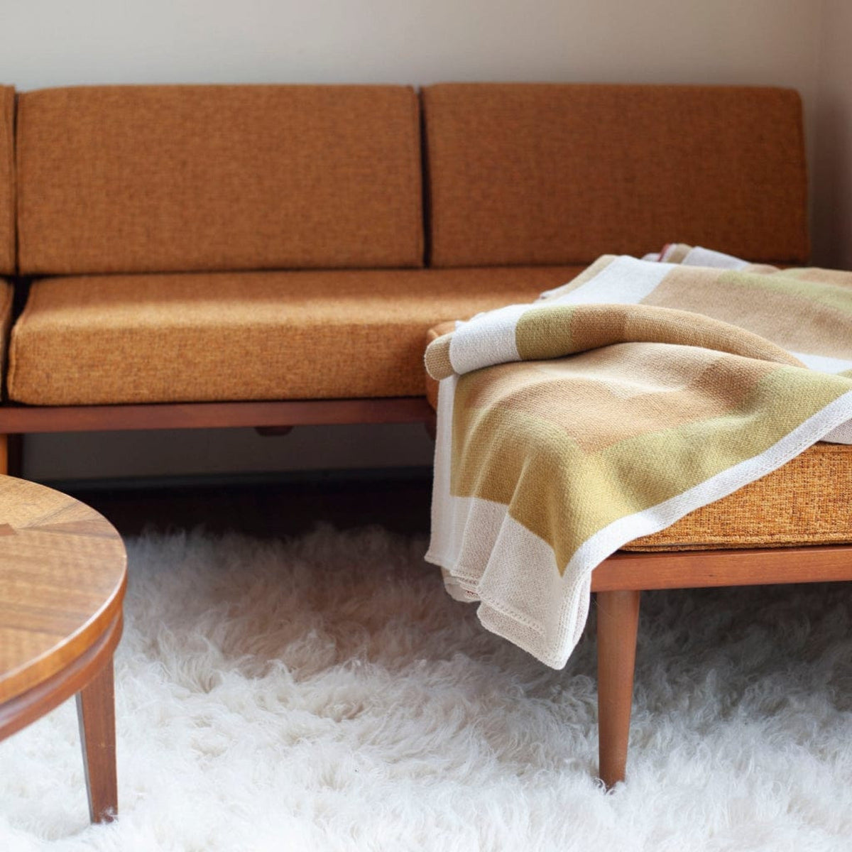 Bauhaus - Cotton Sustainable Knit Geometric Throw Blanket