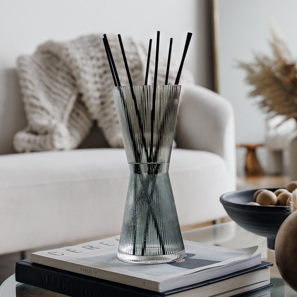 AIZ Reed Diffuser in Cedar & Black Cherry