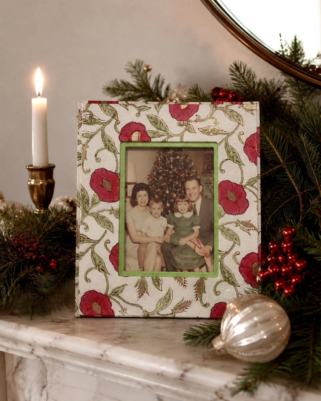 Large Block Print Photo Frame (5 x 7) - Ruby Pomegranate