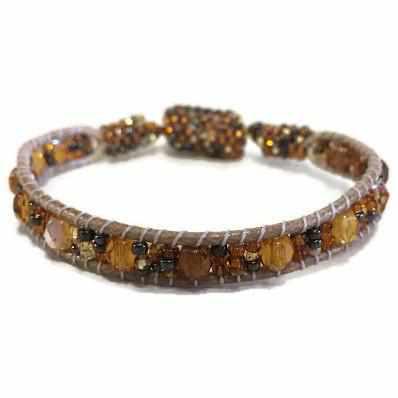 Cuero Bracelet with Magnetic Closure - Guatemala