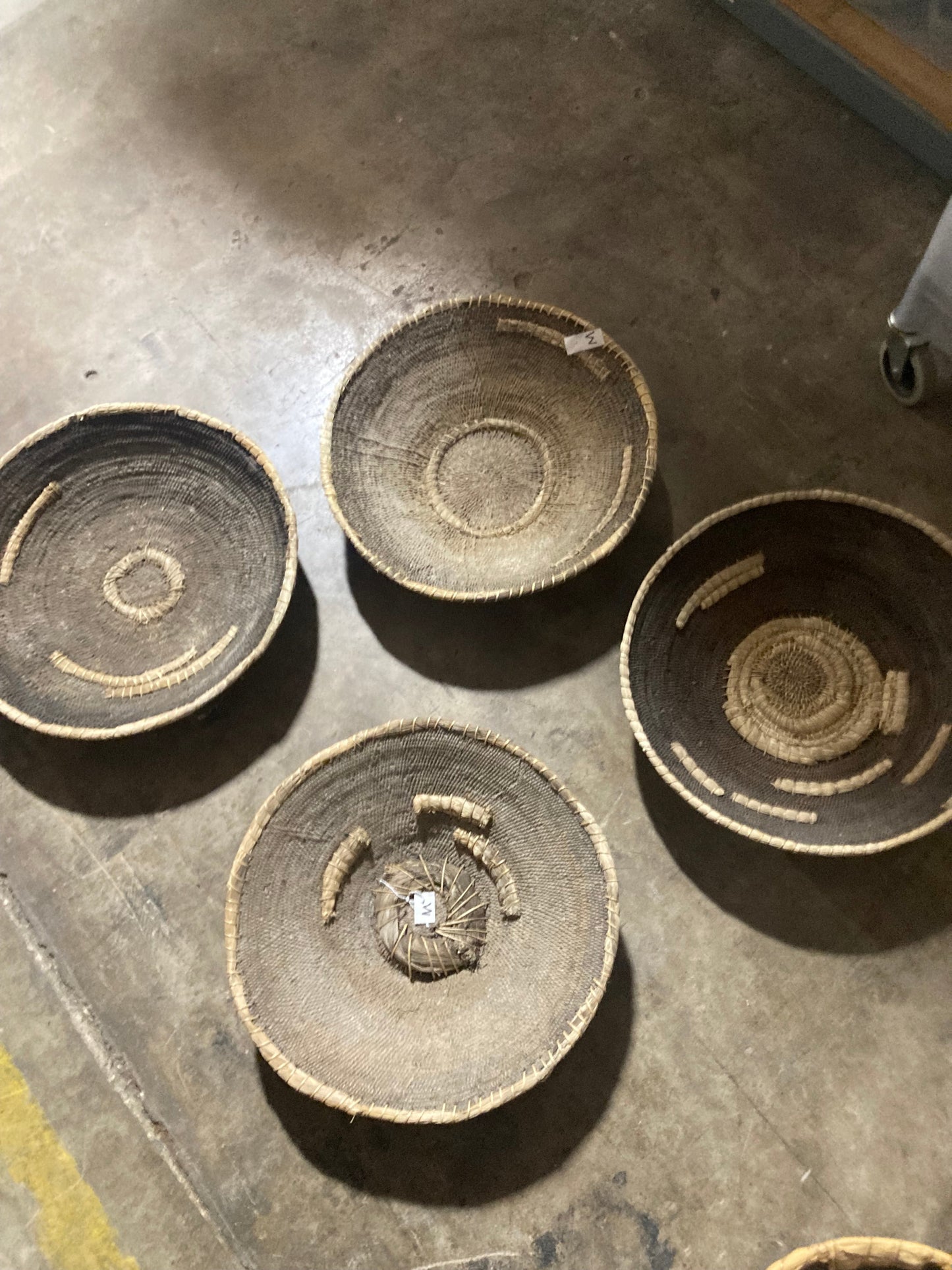 Old Makenge Bowls