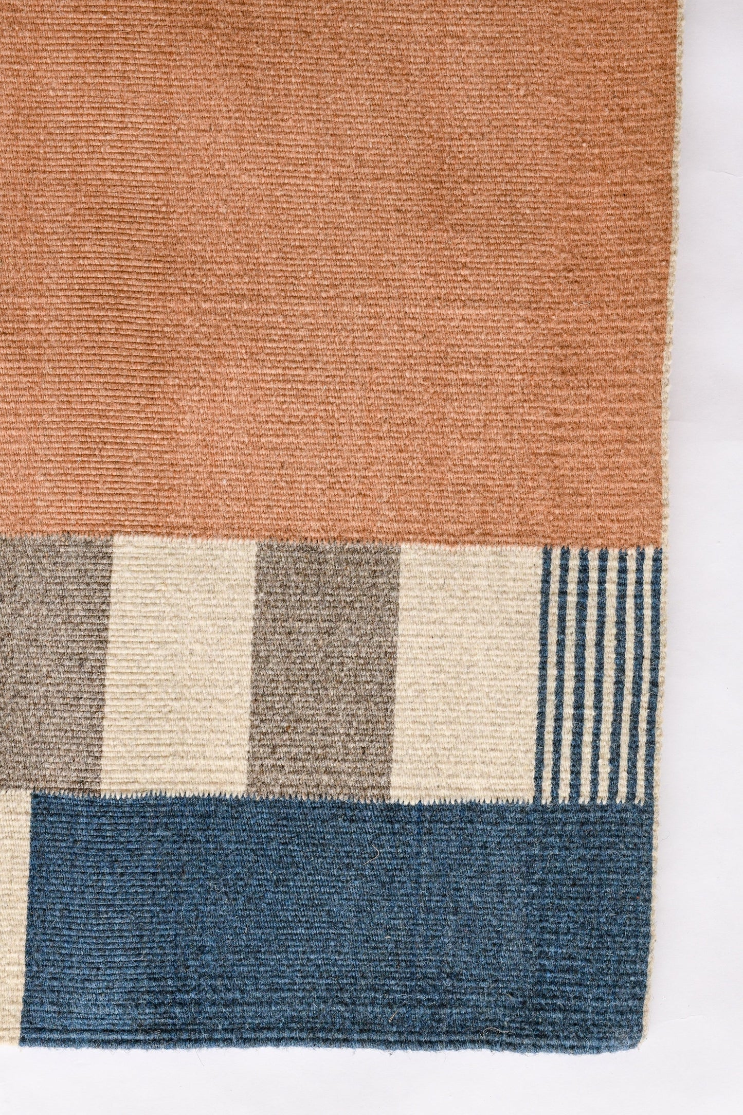 LOOM Imports Rug № 38