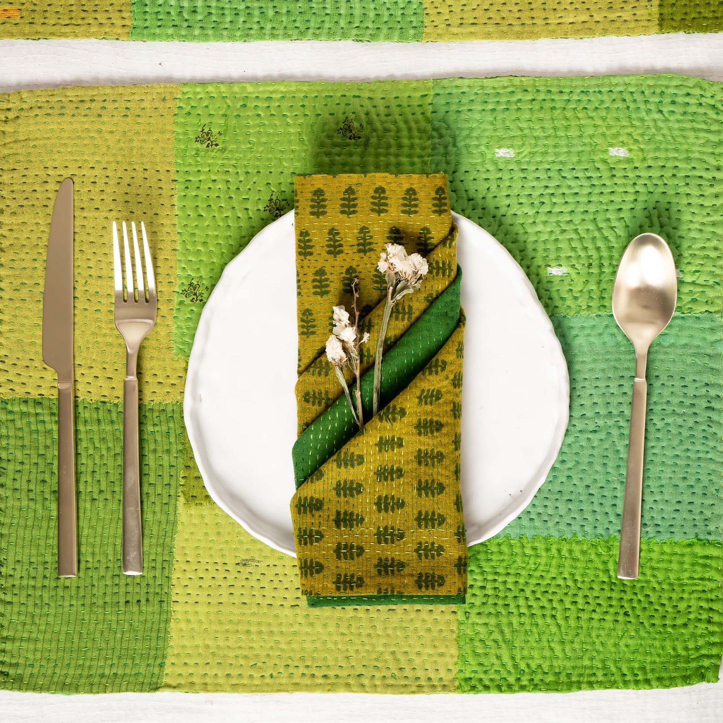 S/2 Mosaic Fray Patch Vintage Kantha Placemat - Lime Green