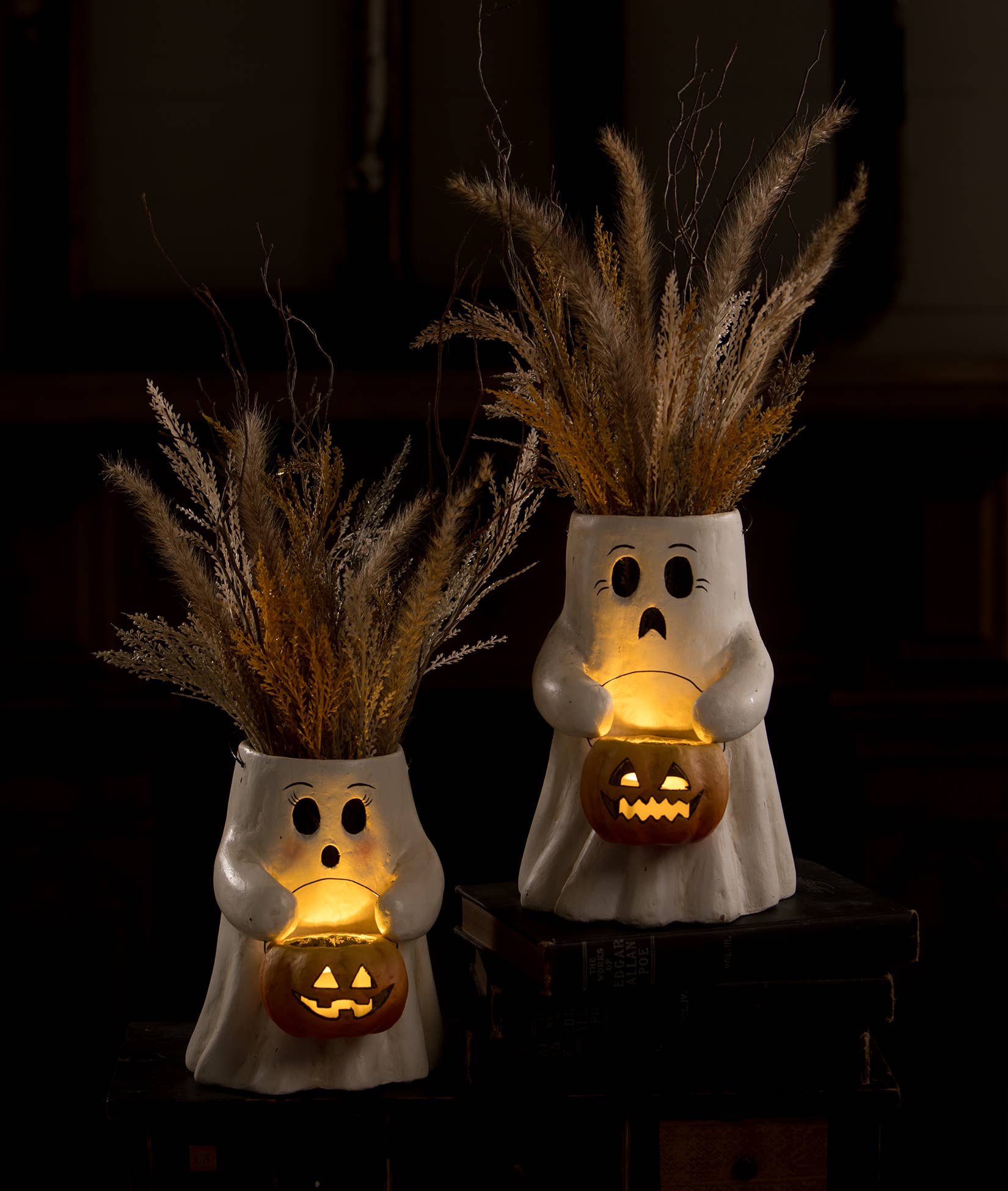 Scaredy Boo With Pumpkin Bucket Paper Mache - Osadia Concept Store