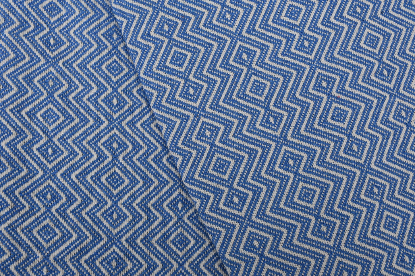 Akdeniz Throw Blanket/Towel