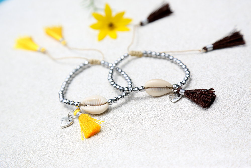 Beaded Shell Tassel Bracelet Yellow