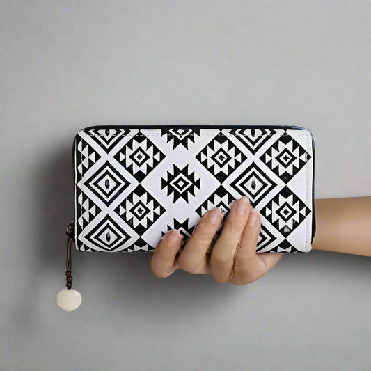 Diamond Star Embroidered Boho Handmade Wallet - Thailand