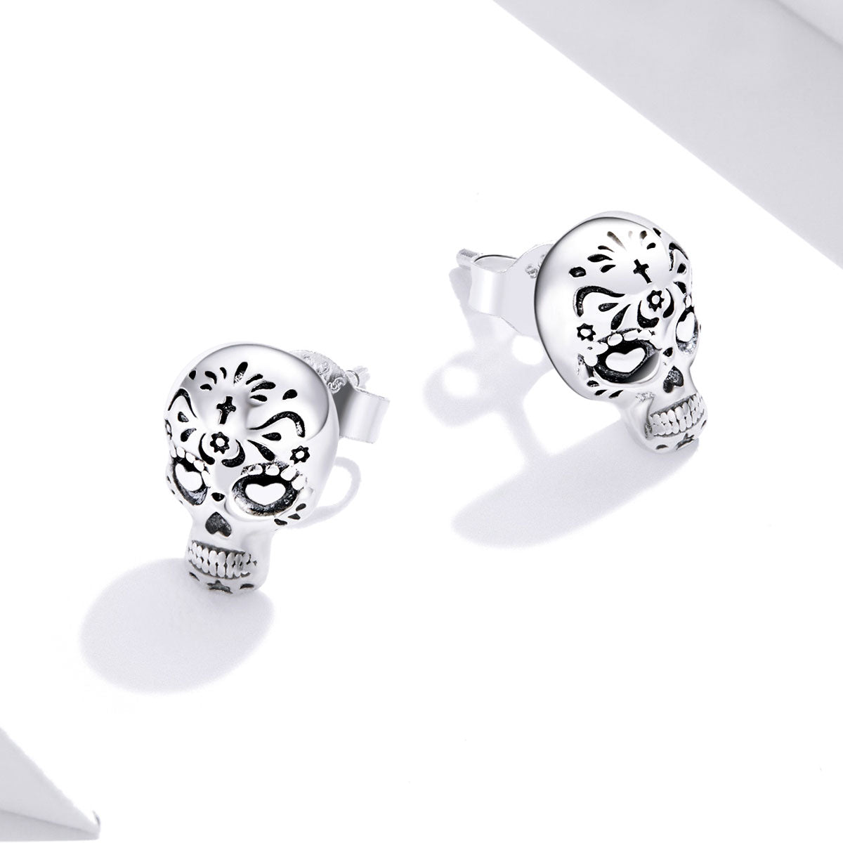 S925 Oxidized Silver Earrings Size 1*0.7cm for Women