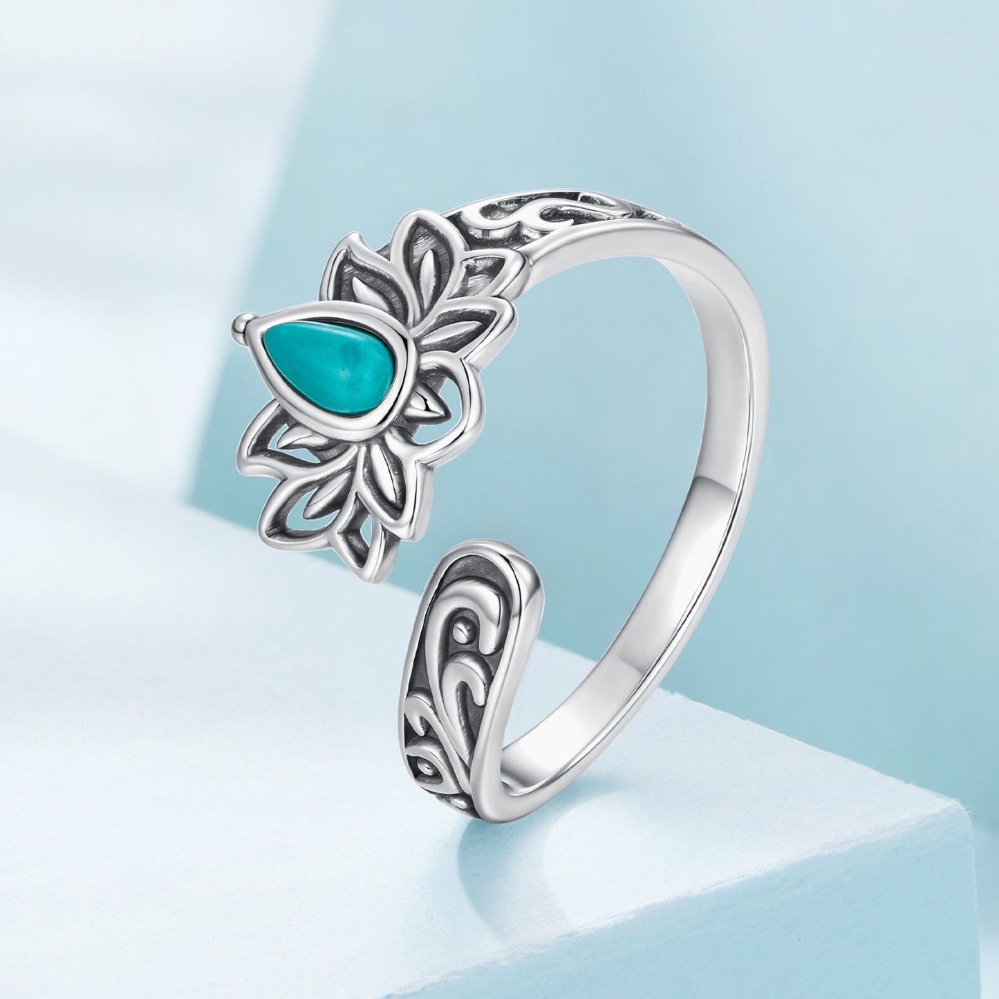 925 Sterling Silver Ring with Synthetic Turquoise in Oxidized Finish for Women