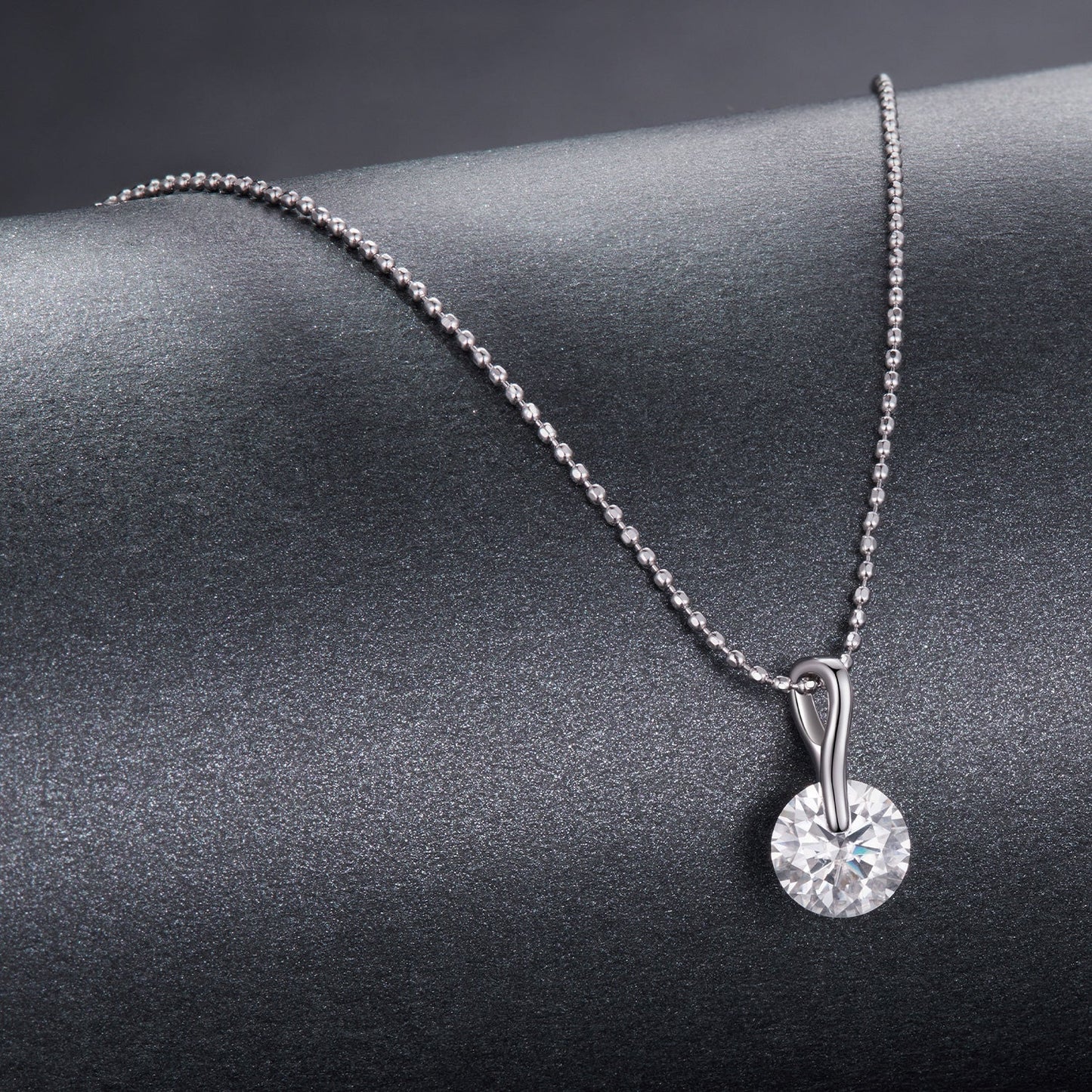 925 Sterling Silver Moissanite Necklace 40+5cm with White Gold Plating for Women