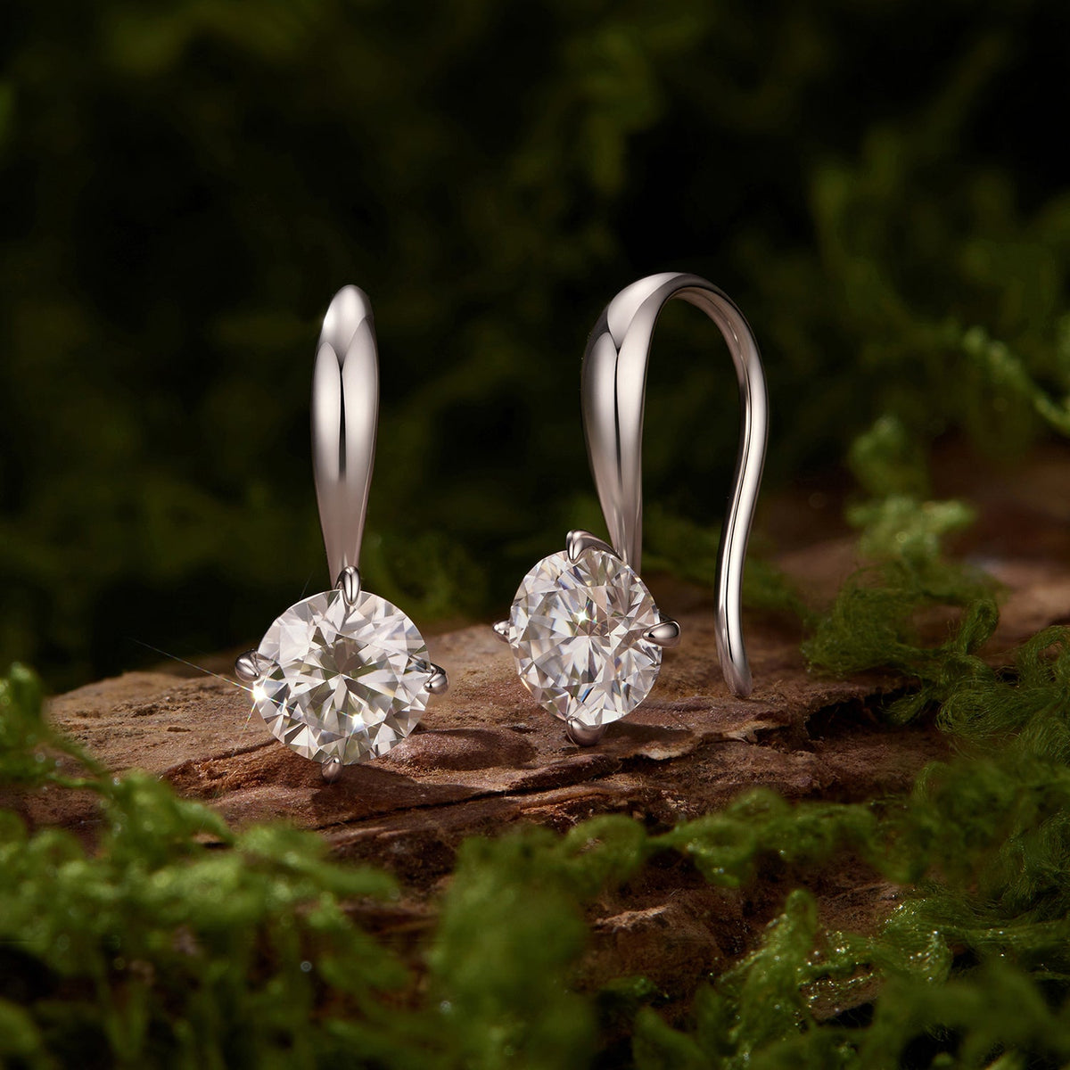 925 Sterling Silver White Gold Plated 0.5ct Moissanite 1.4x0.6cm Earrings for Women