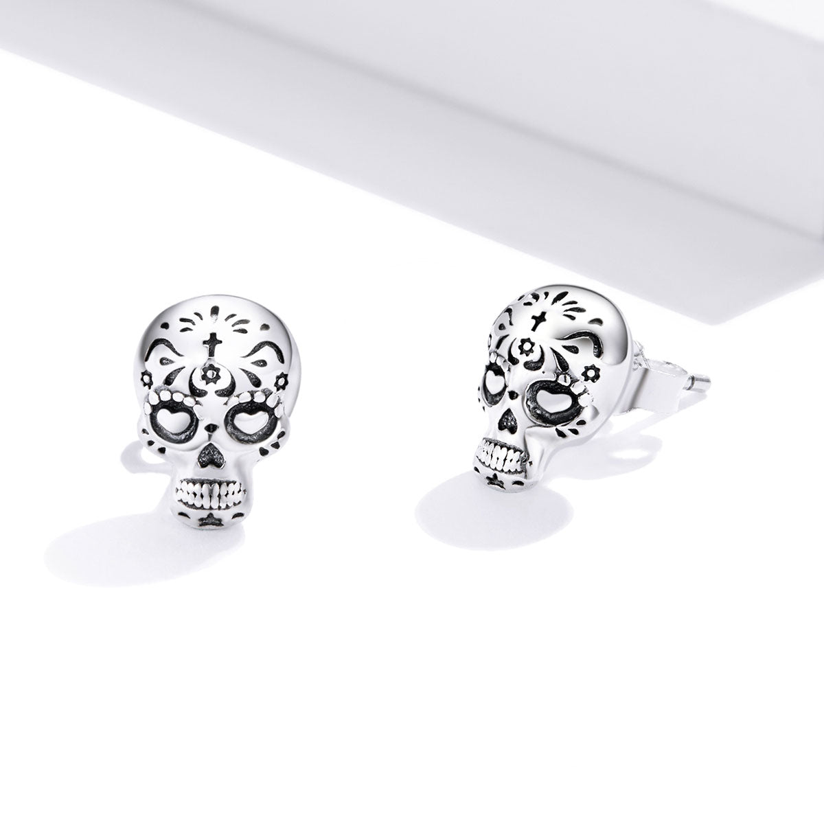 S925 Oxidized Silver Earrings Size 1*0.7cm for Women